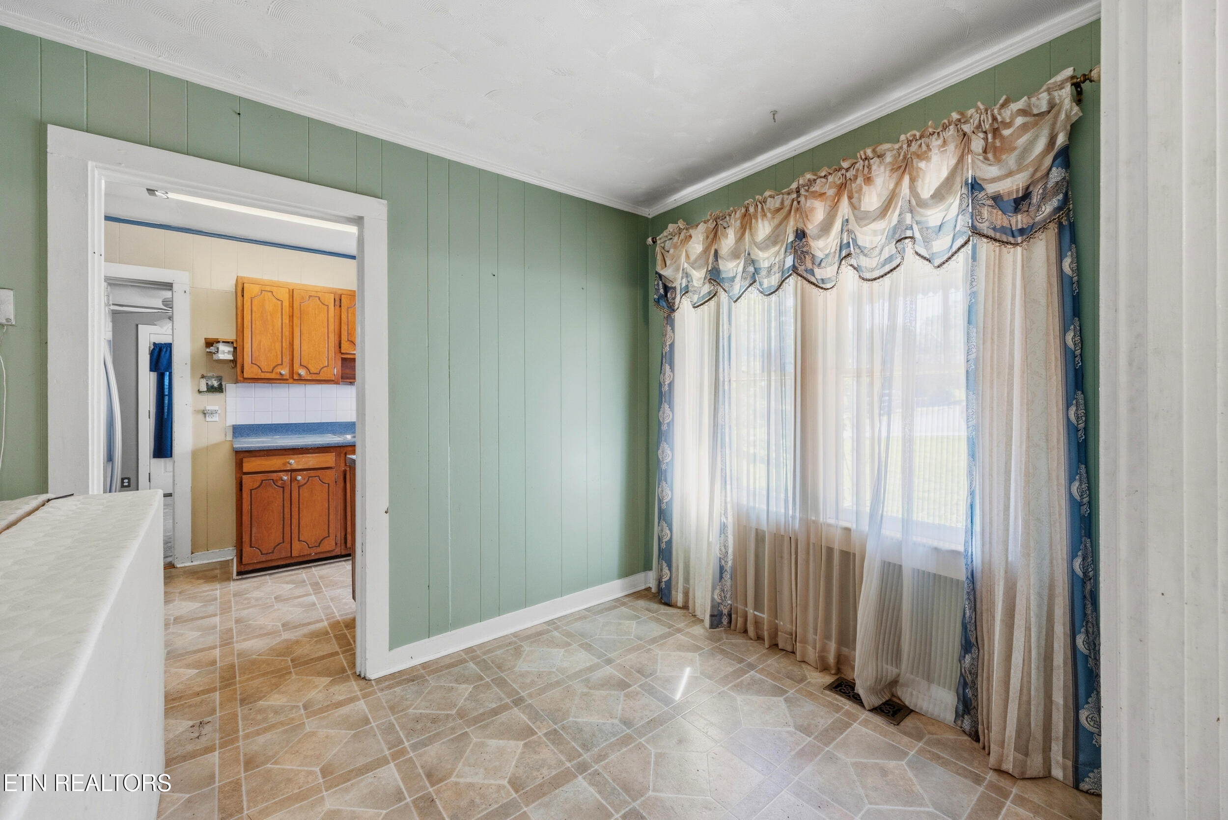163 Ivy Avenue Lenoir City TN 37771