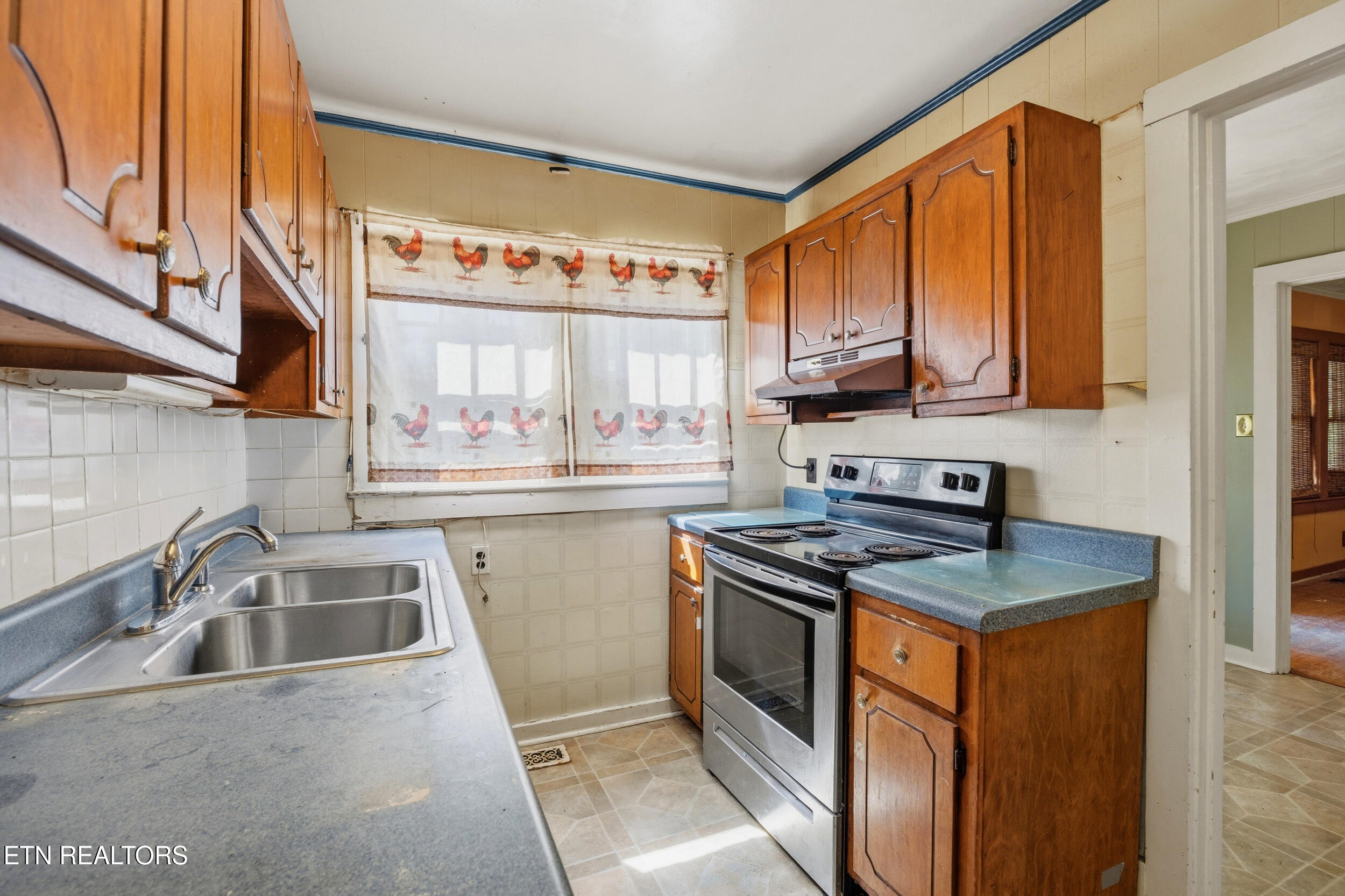 163 Ivy Avenue Lenoir City TN 37771