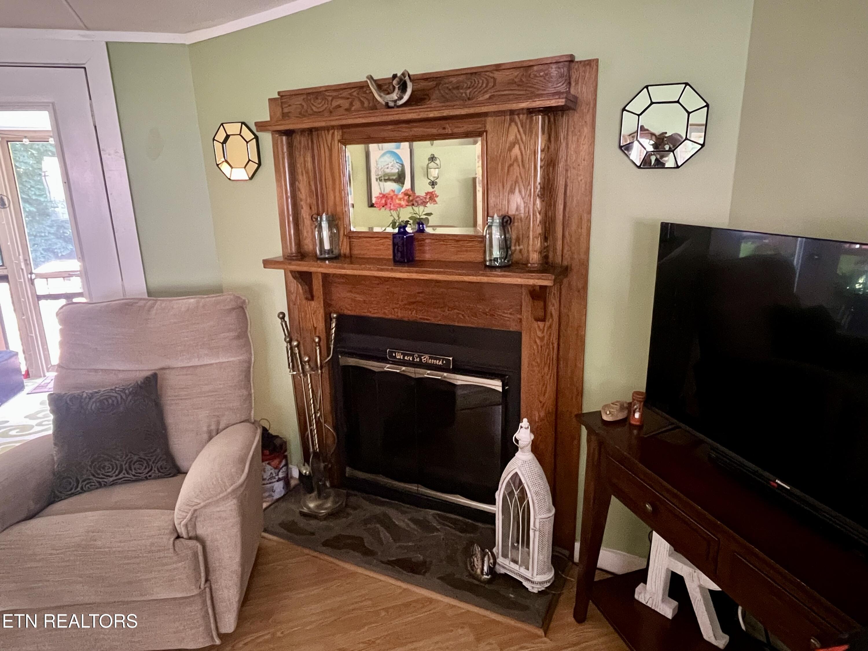 312 Finley Drive Lenoir City TN 37771