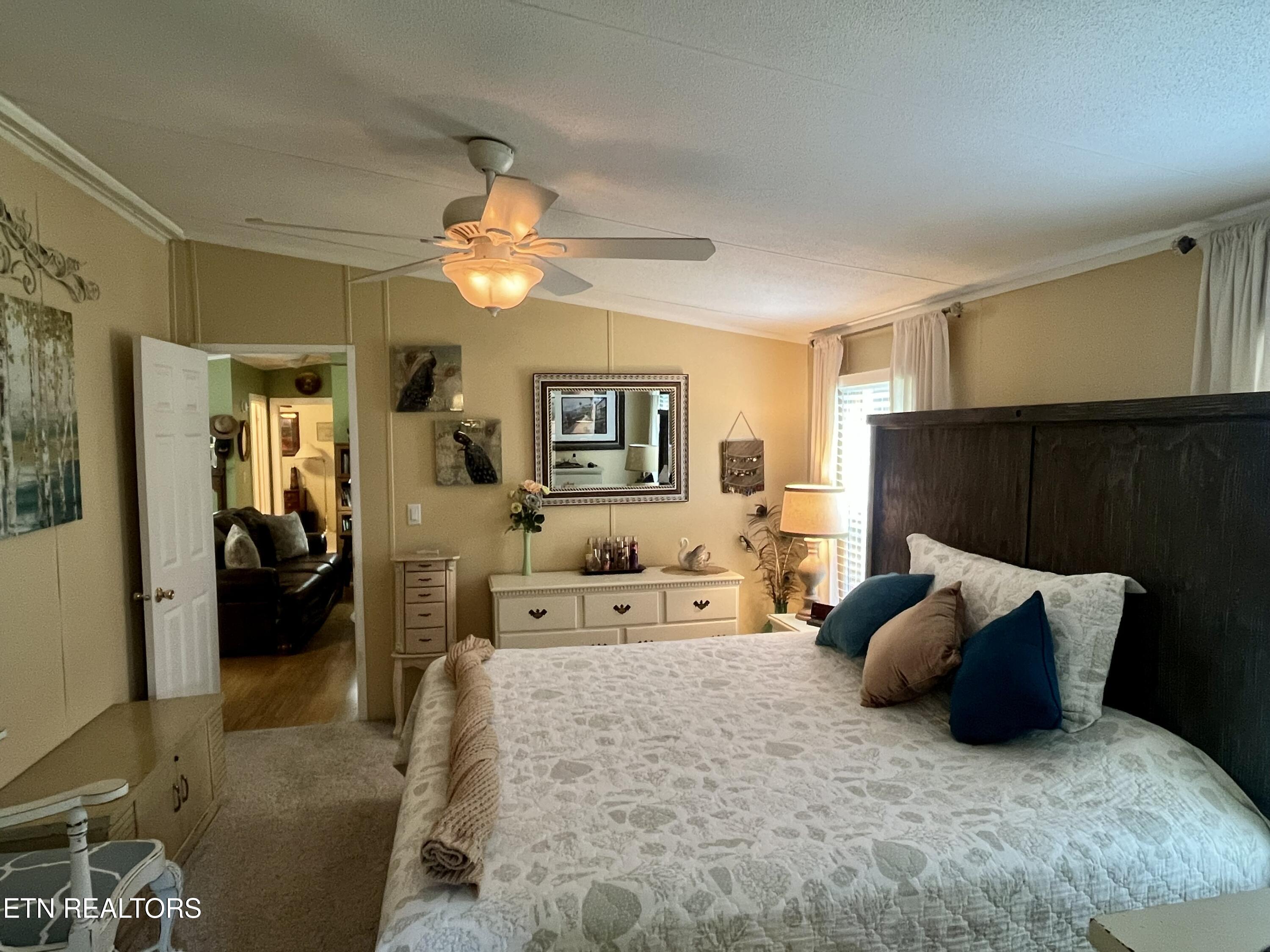 312 Finley Drive Lenoir City TN 37771