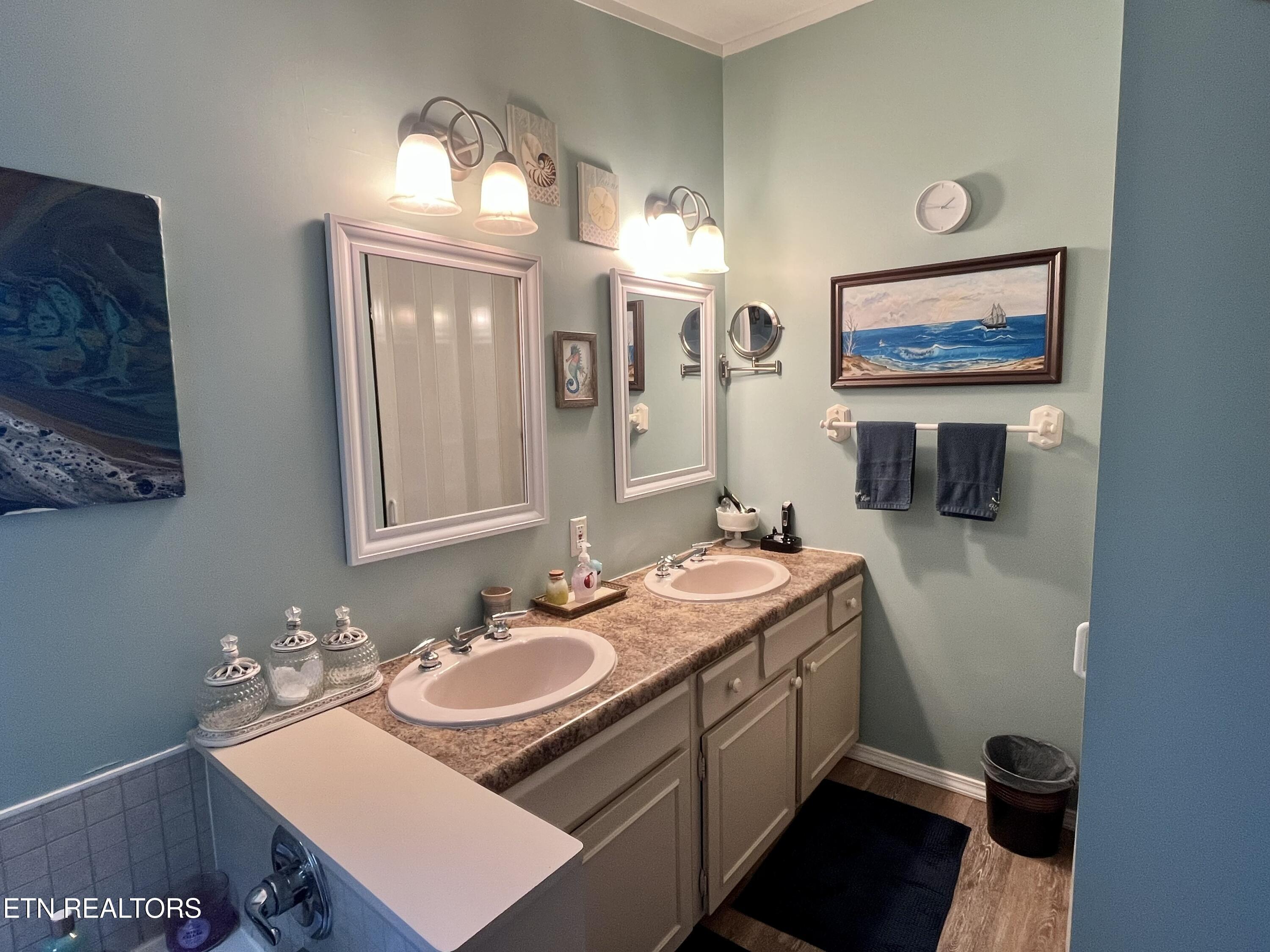 312 Finley Drive Lenoir City TN 37771