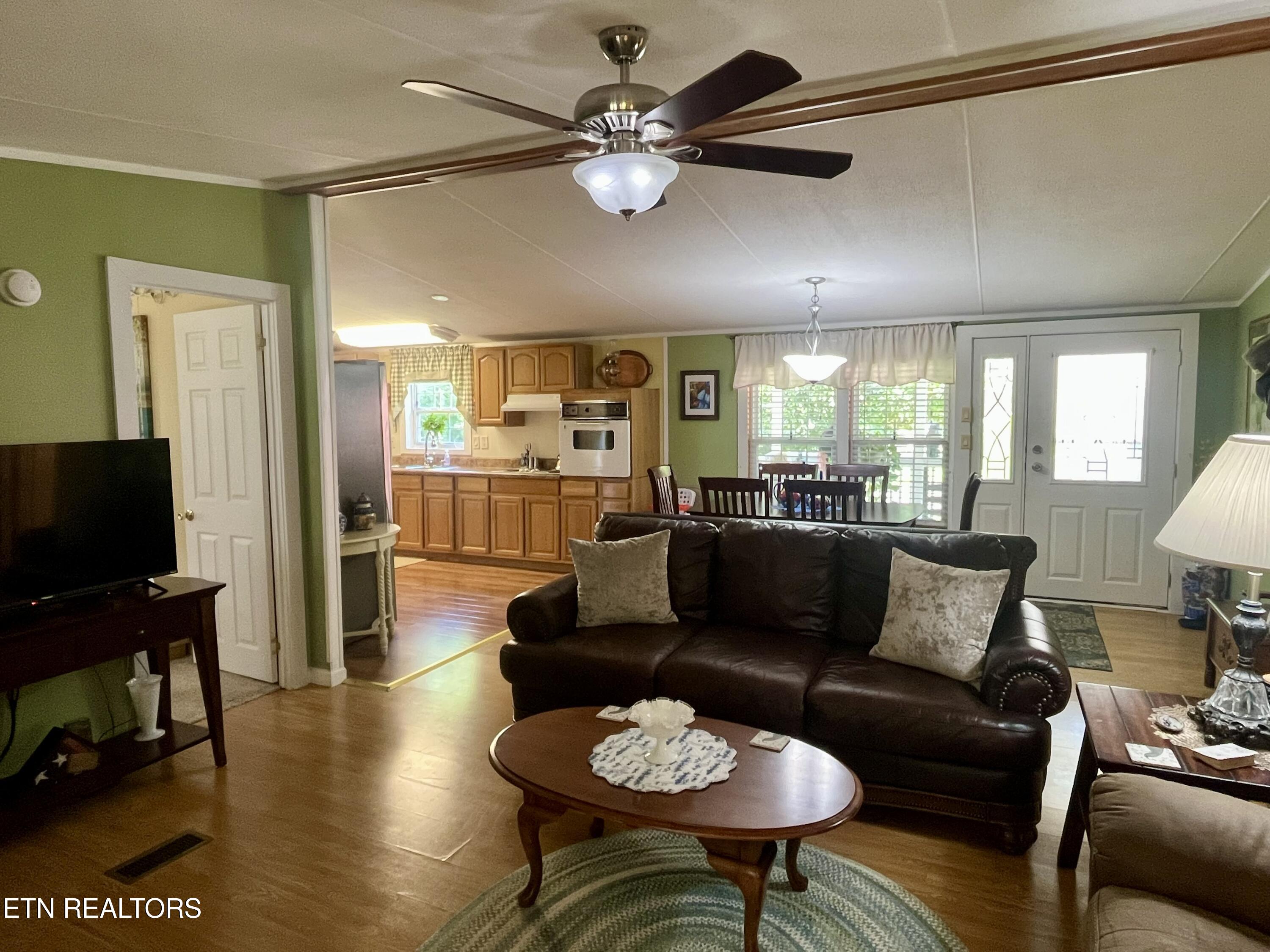 312 Finley Drive Lenoir City TN 37771