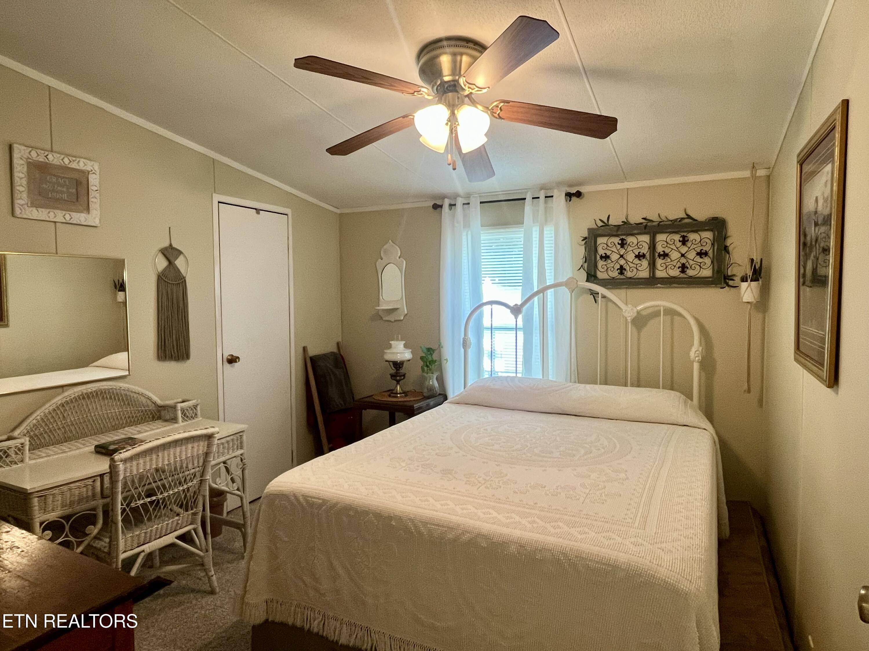 312 Finley Drive Lenoir City TN 37771