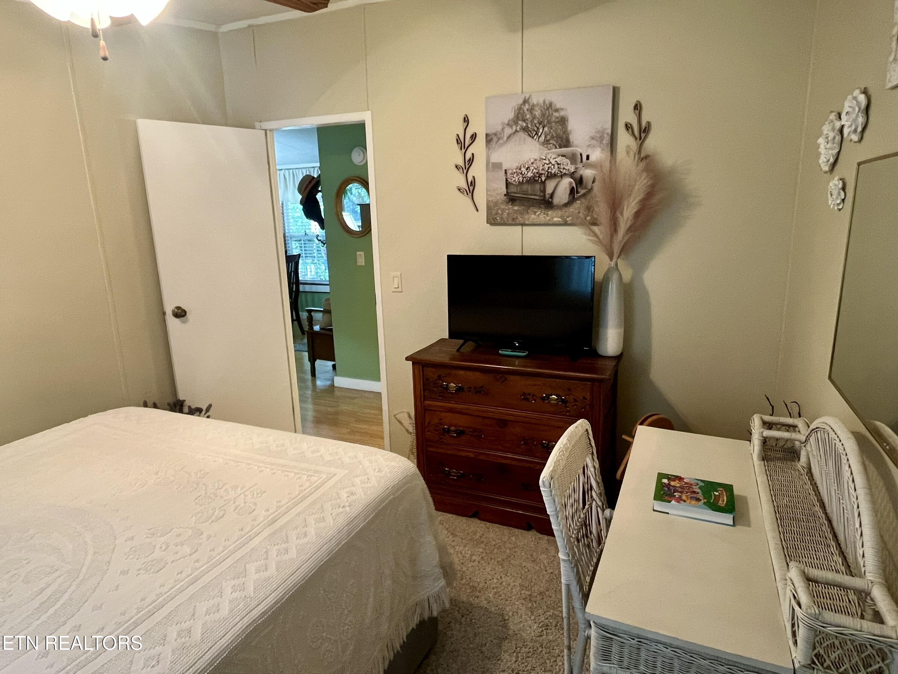312 Finley Drive Lenoir City TN 37771