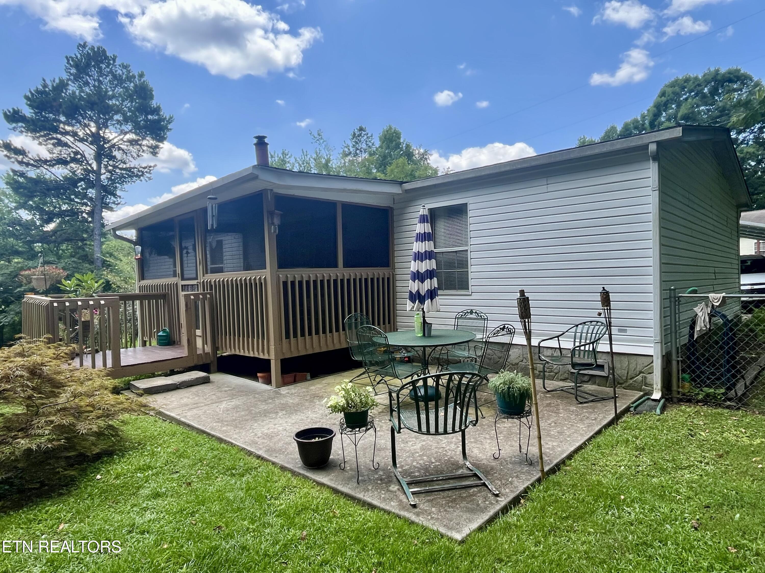 312 Finley Drive Lenoir City TN 37771