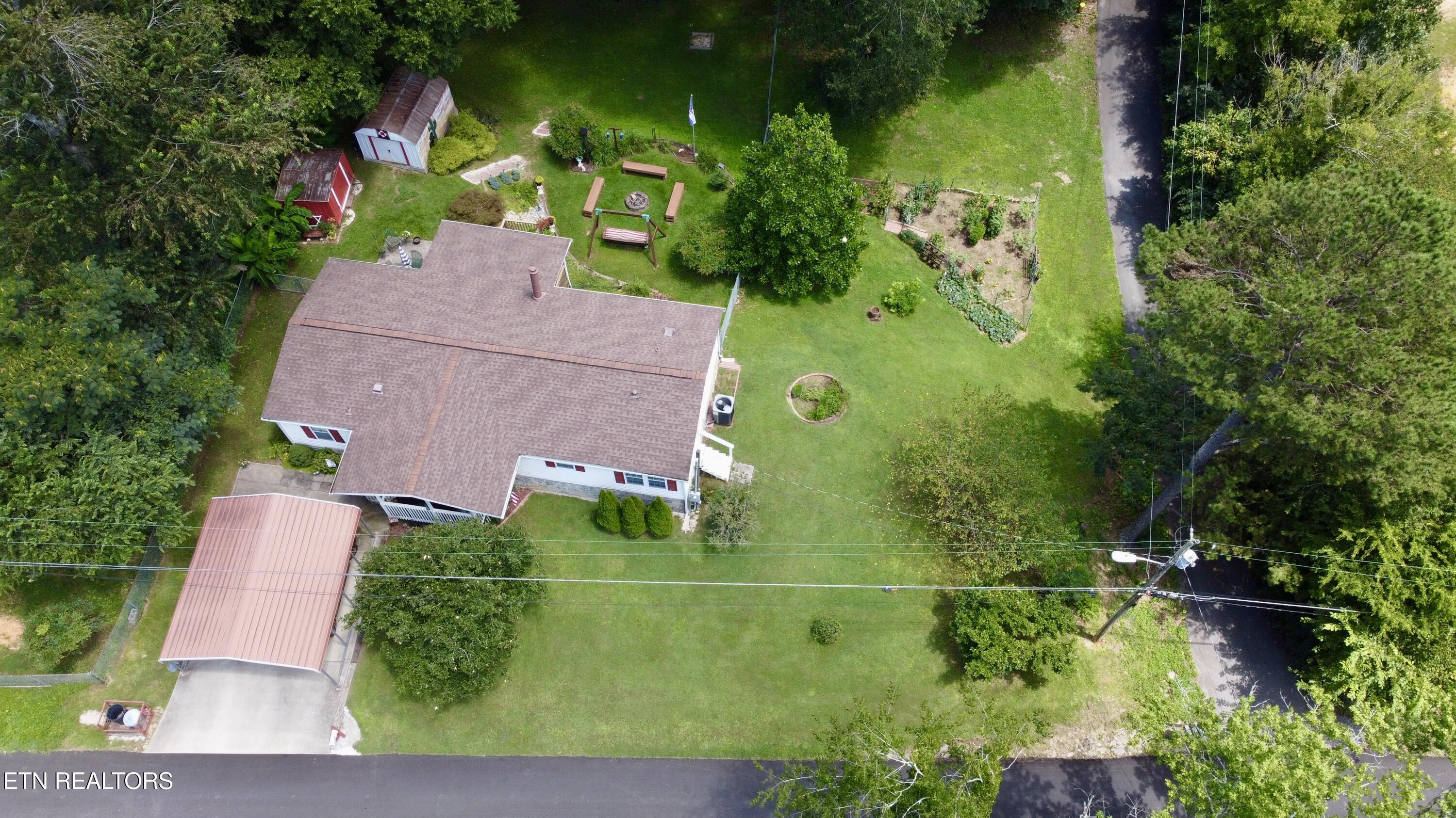 312 Finley Drive Lenoir City TN 37771