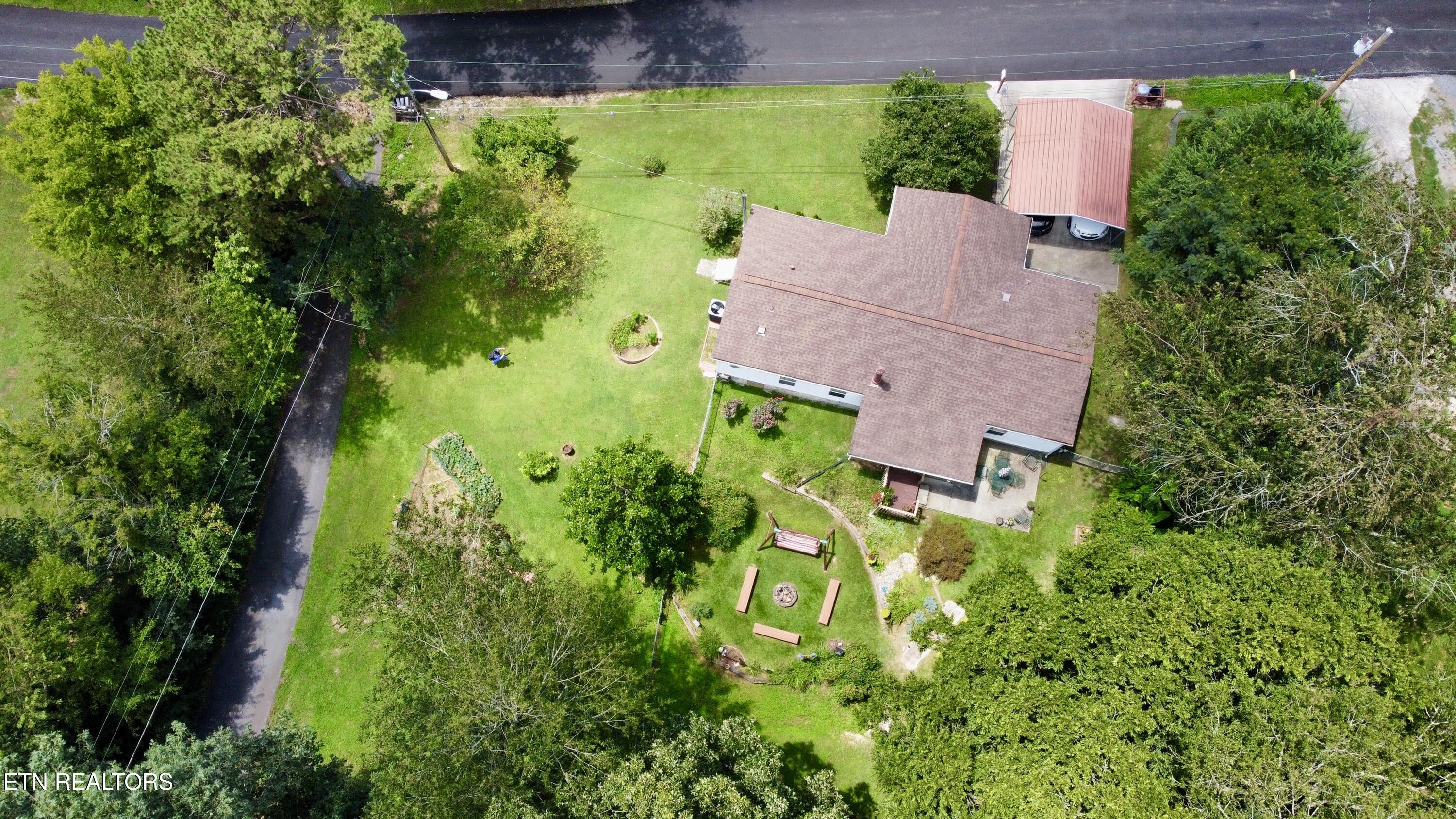 312 Finley Drive Lenoir City TN 37771