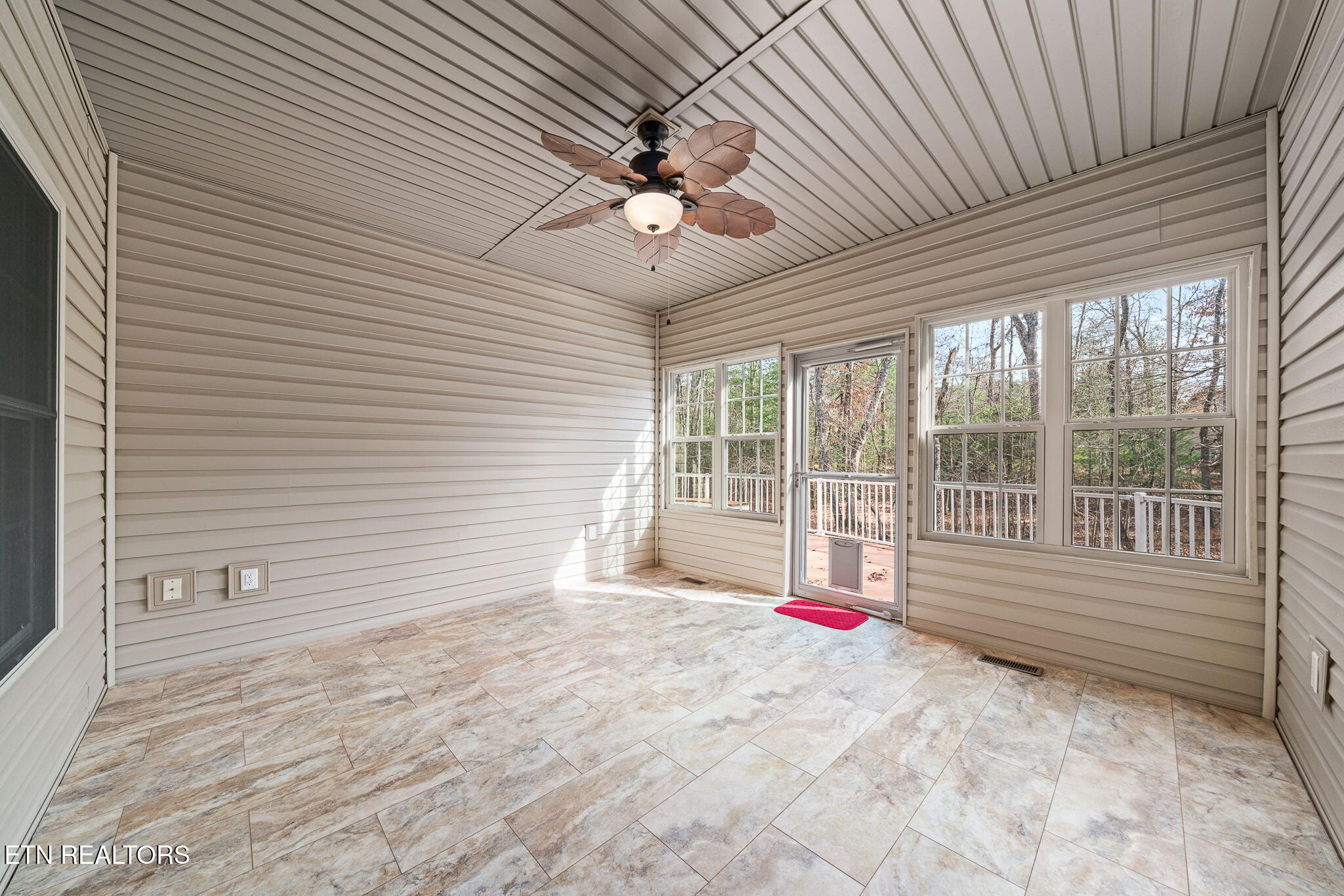 14 Holly Court Crossville TN 38558