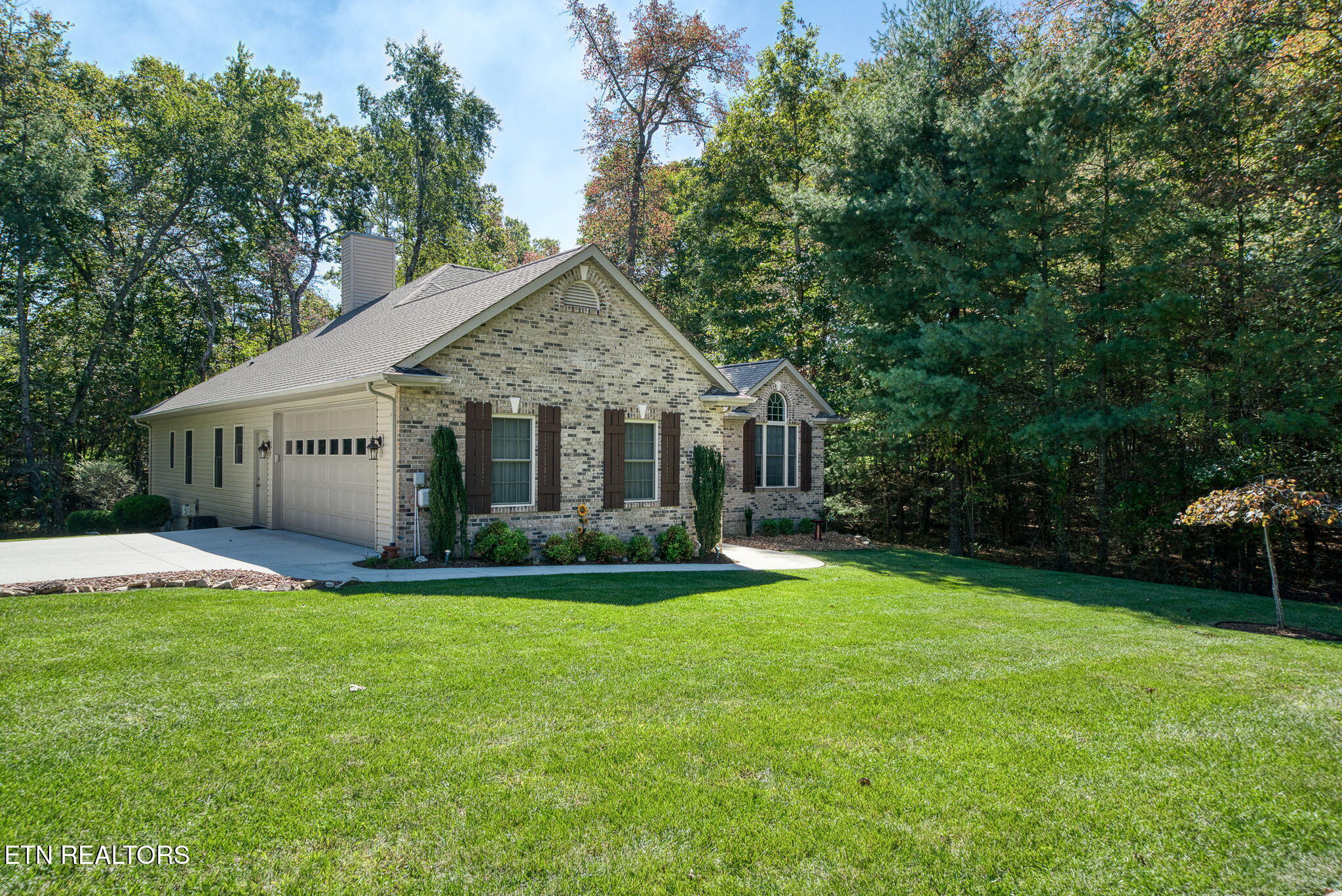 14 Holly Court Crossville TN 38558
