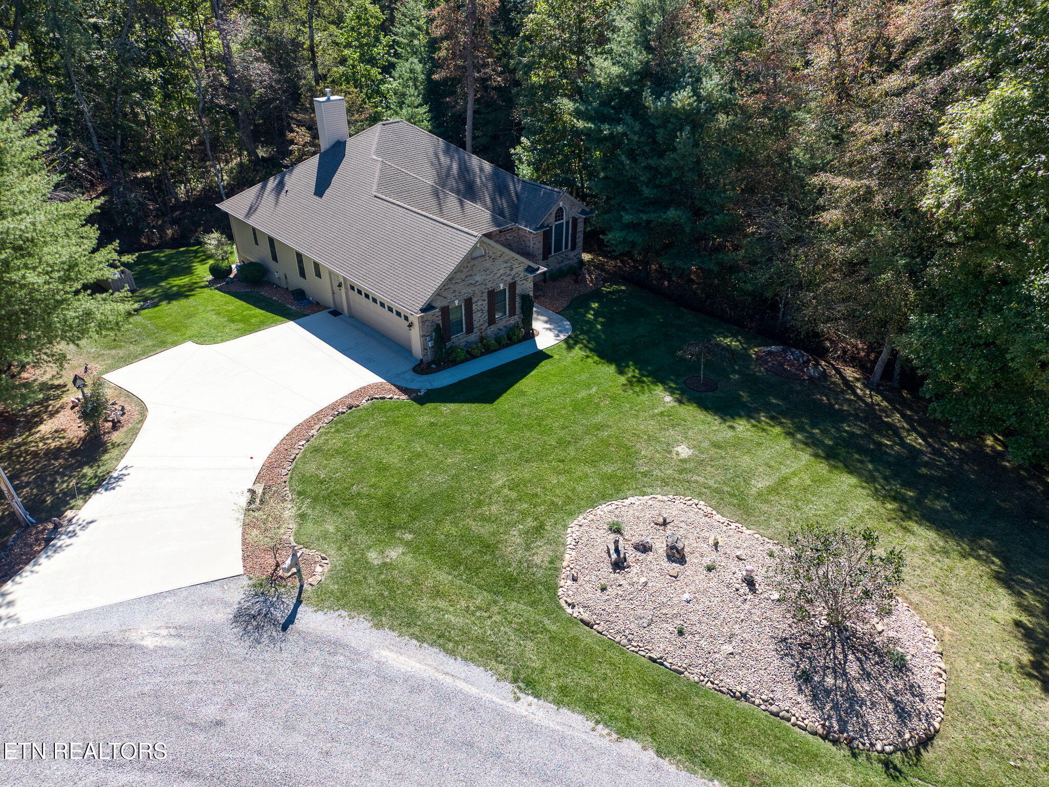 14 Holly Court Crossville TN 38558