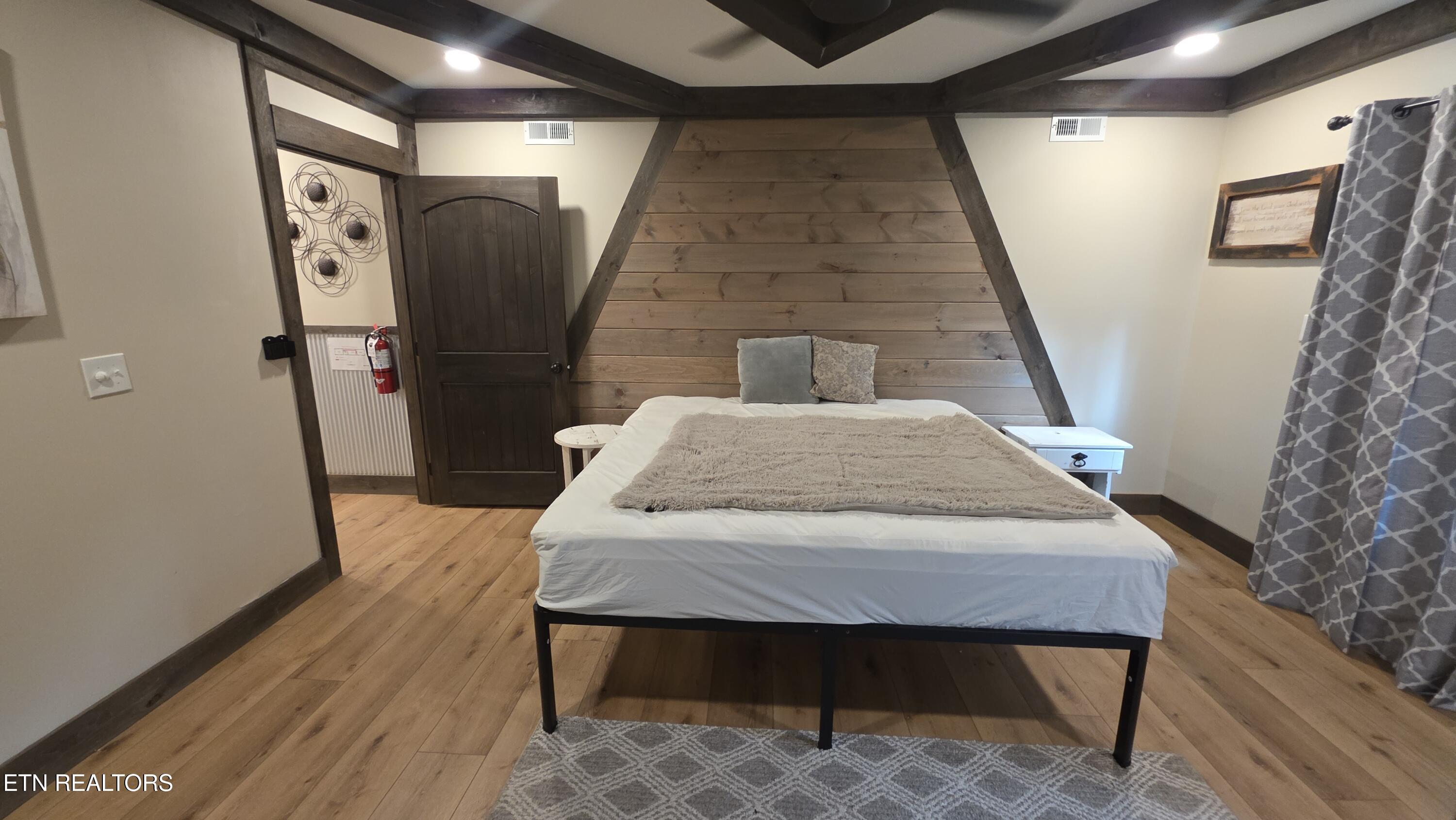 3369 Robeson Road Sevierville TN 37862
