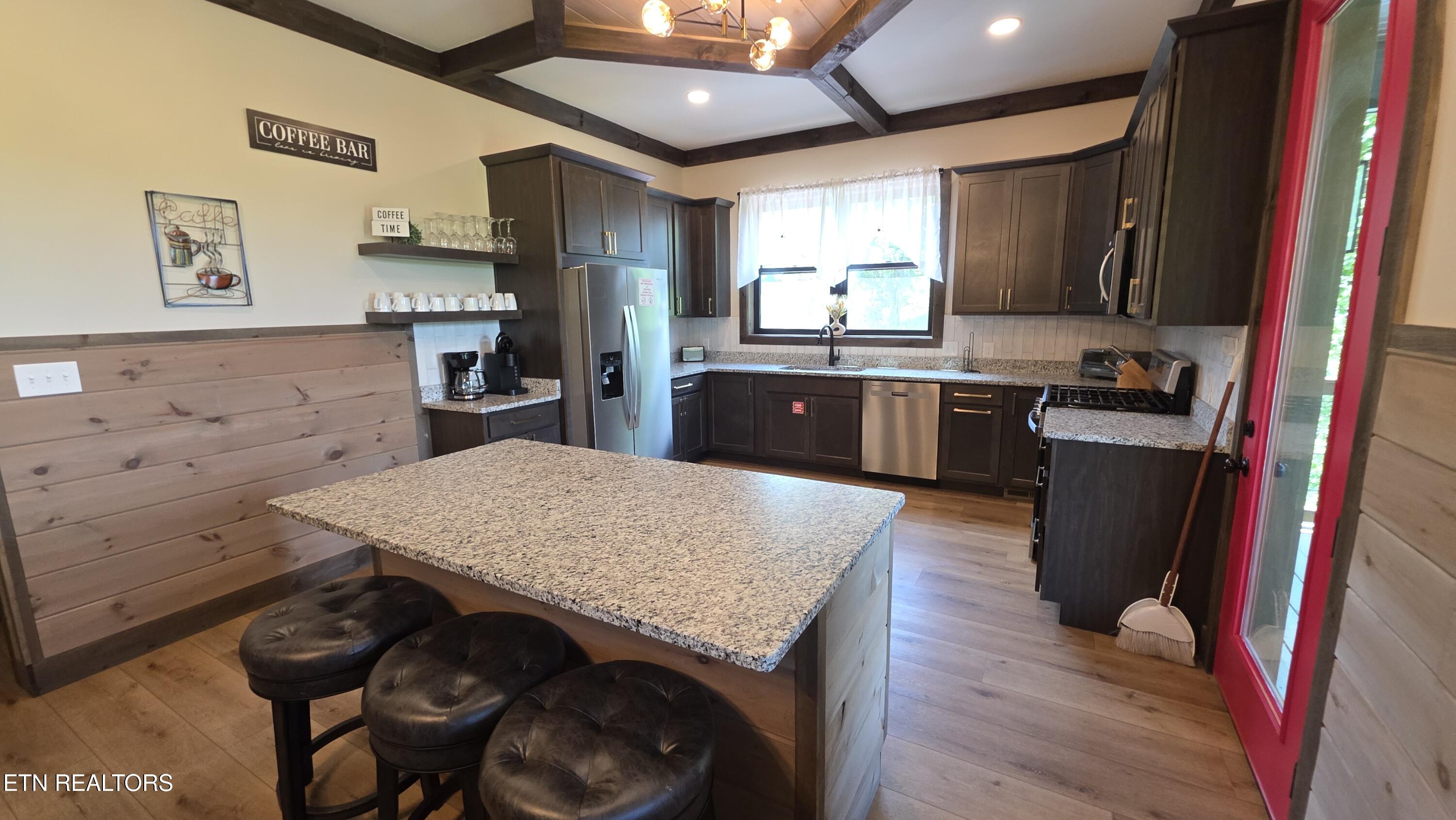 3369 Robeson Road Sevierville TN 37862