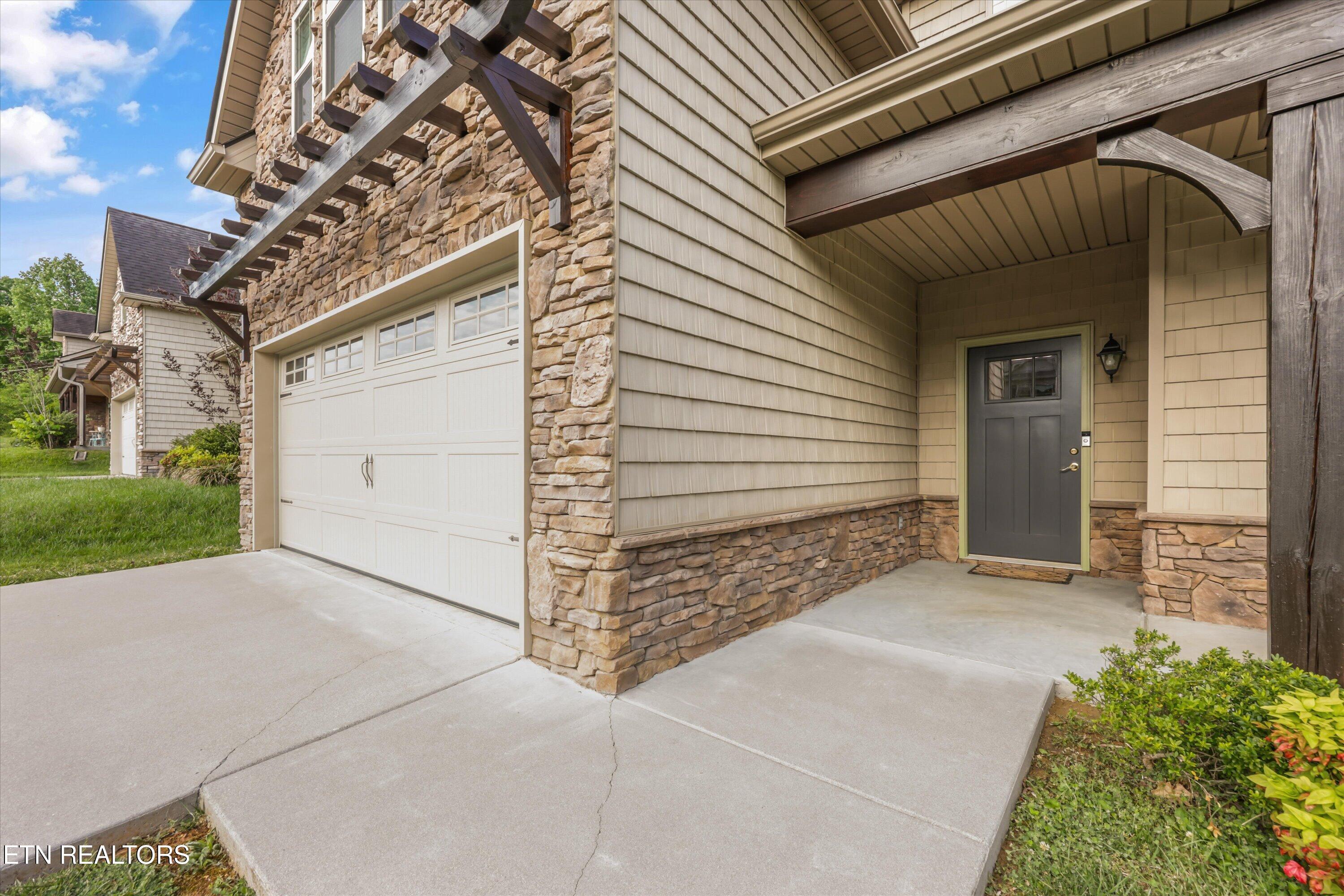 1111 Scatter Way Knoxville TN 37919