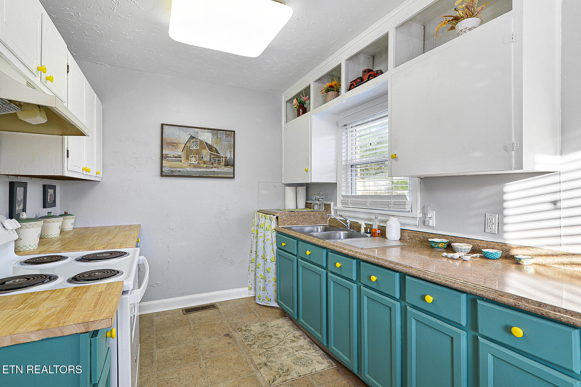 2610 Woodbine Avenue Knoxville TN 37914