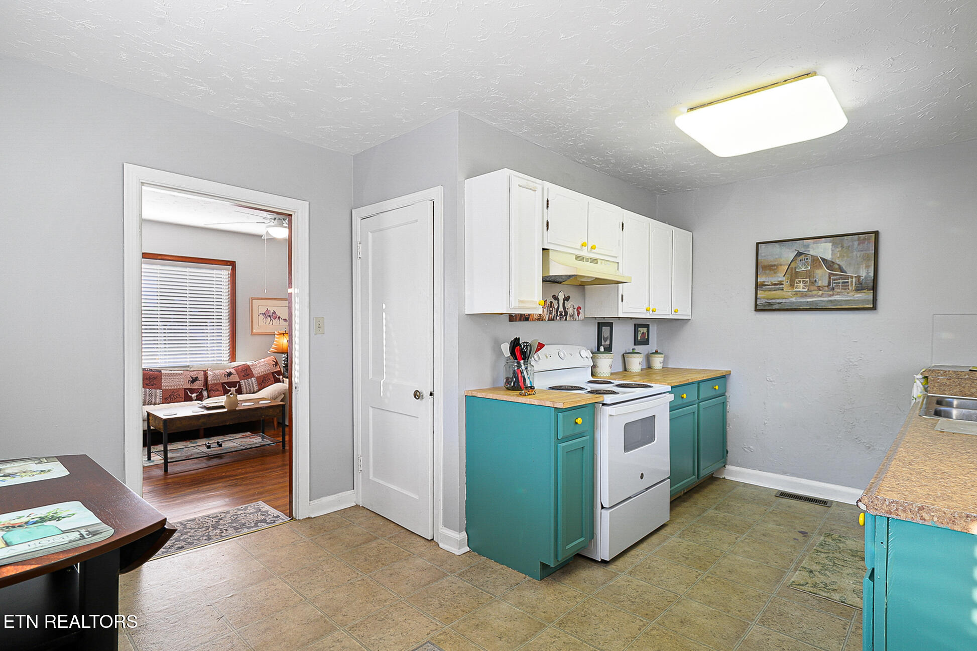 2610 Woodbine Avenue Knoxville TN 37914
