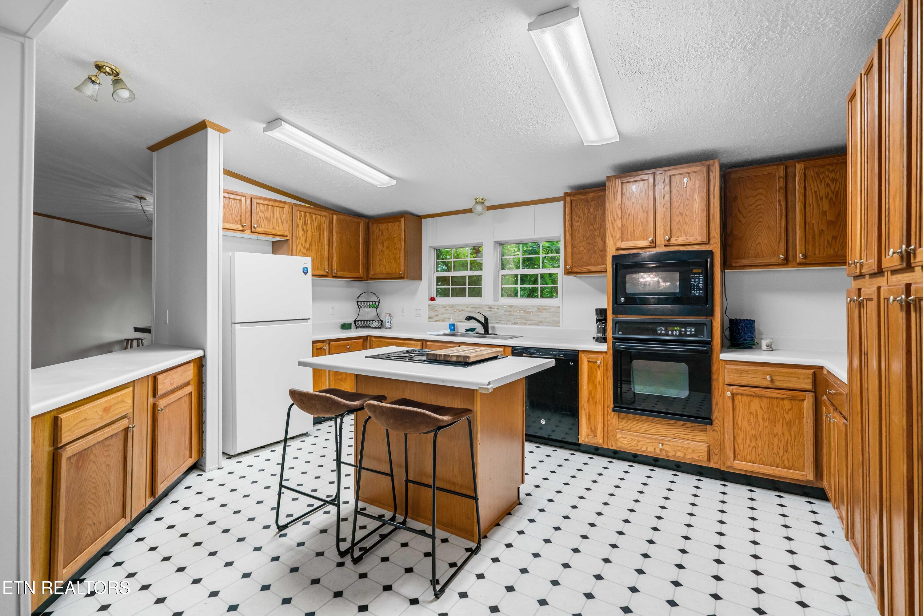 1711 Walnut Hill Lane Sevierville TN 37876
