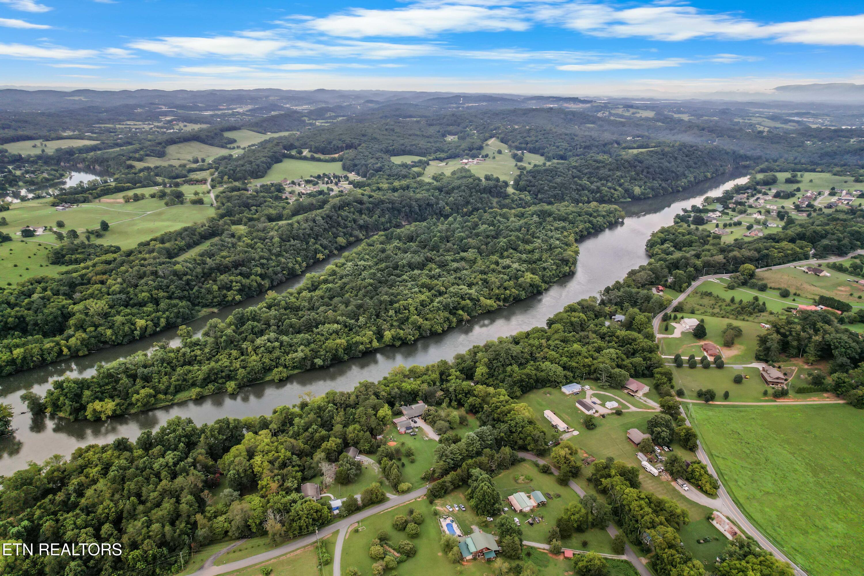 1711 Walnut Hill Lane Sevierville TN 37876