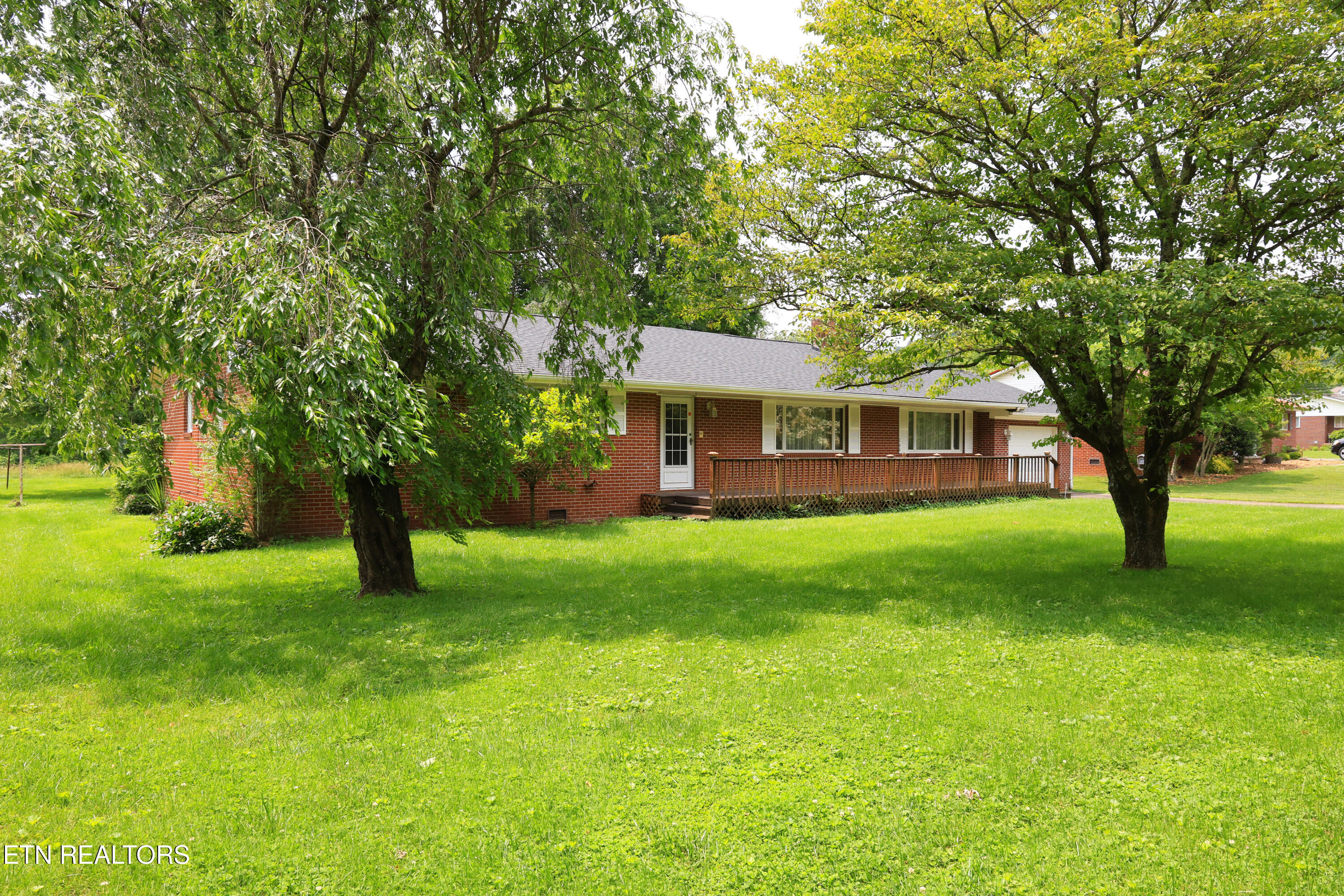 160 Rector Drive Harrogate TN 37752