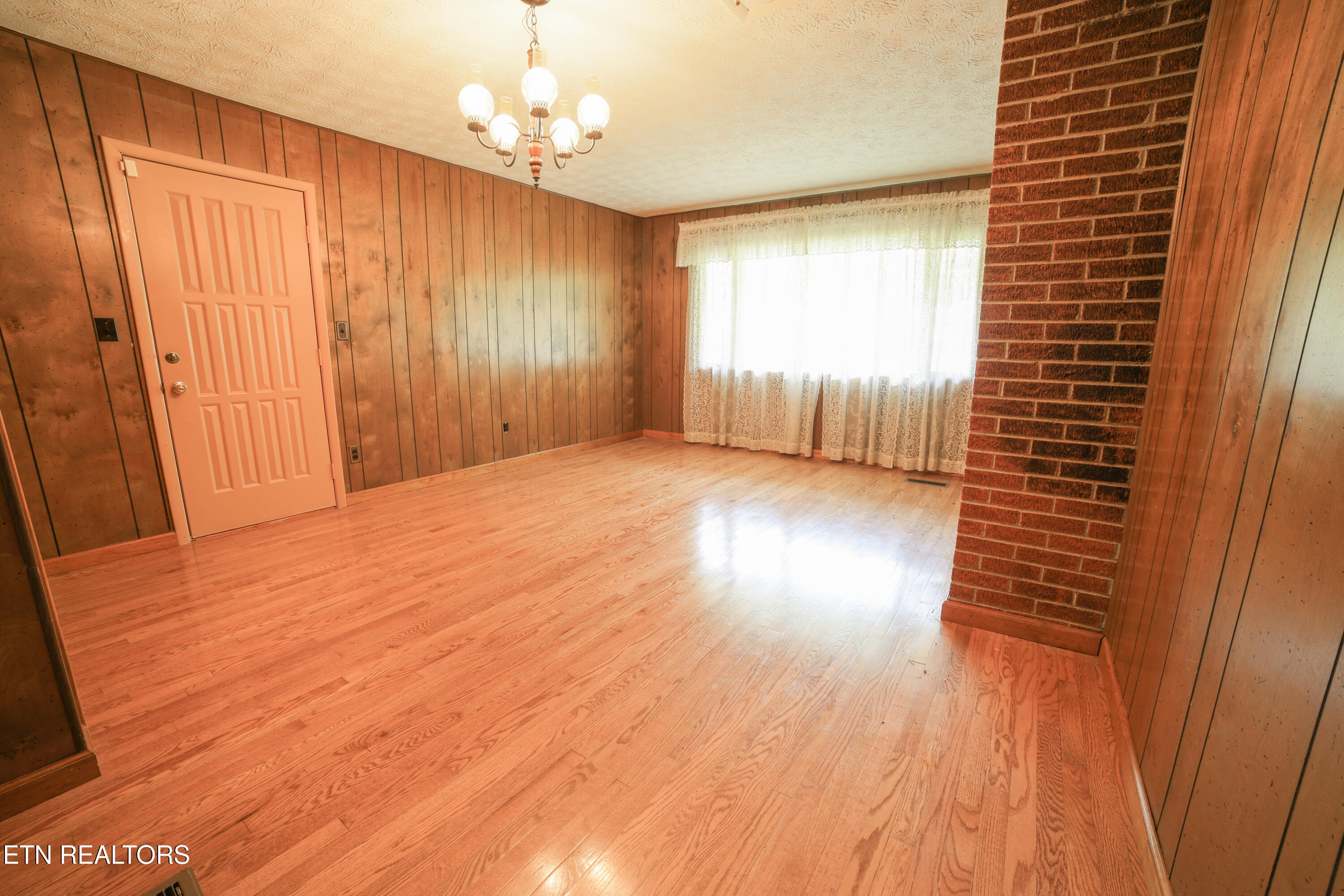 160 Rector Drive Harrogate TN 37752