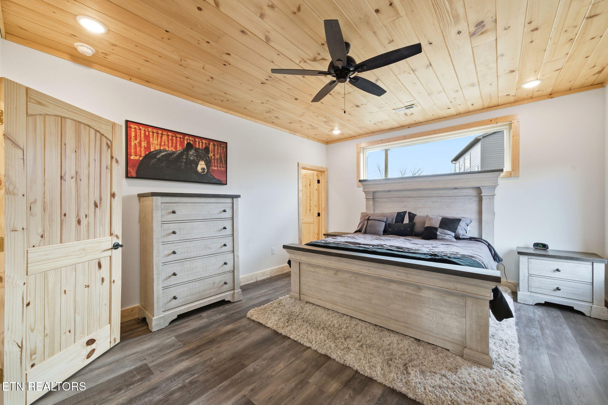 650 Ridge Top Loop Gatlinburg TN 37738