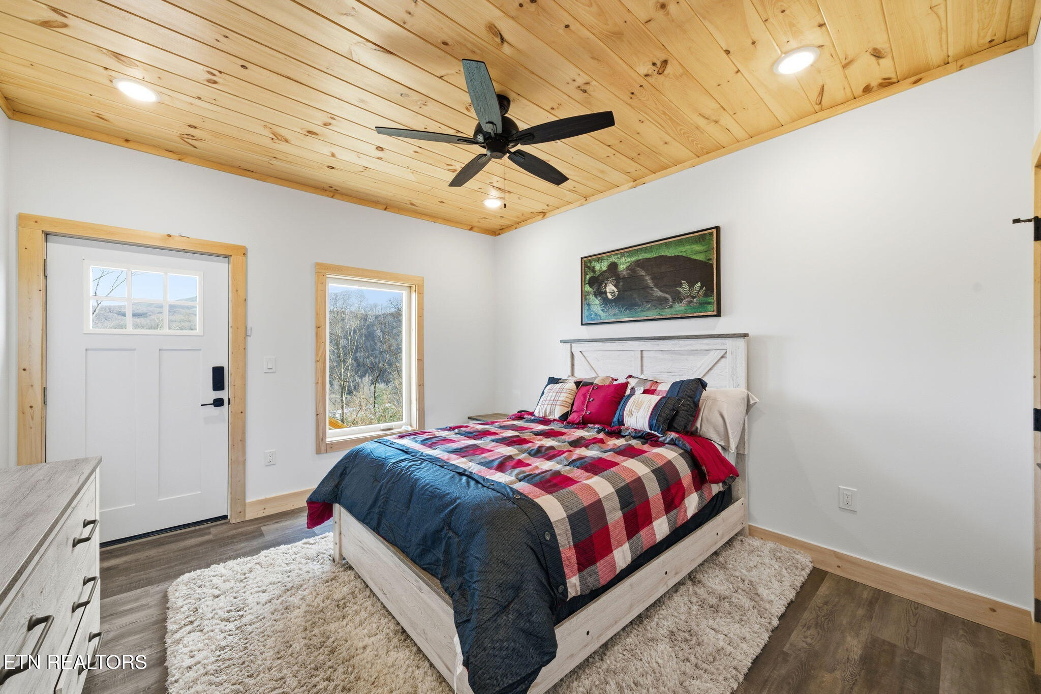 650 Ridge Top Loop Gatlinburg TN 37738