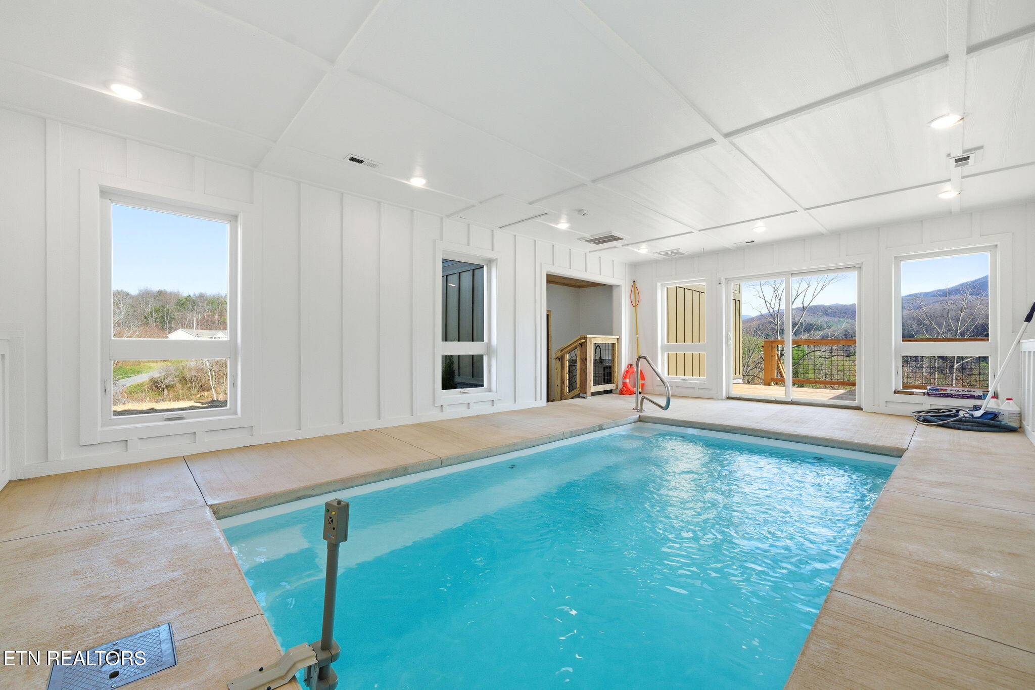 650 Ridge Top Loop Gatlinburg TN 37738