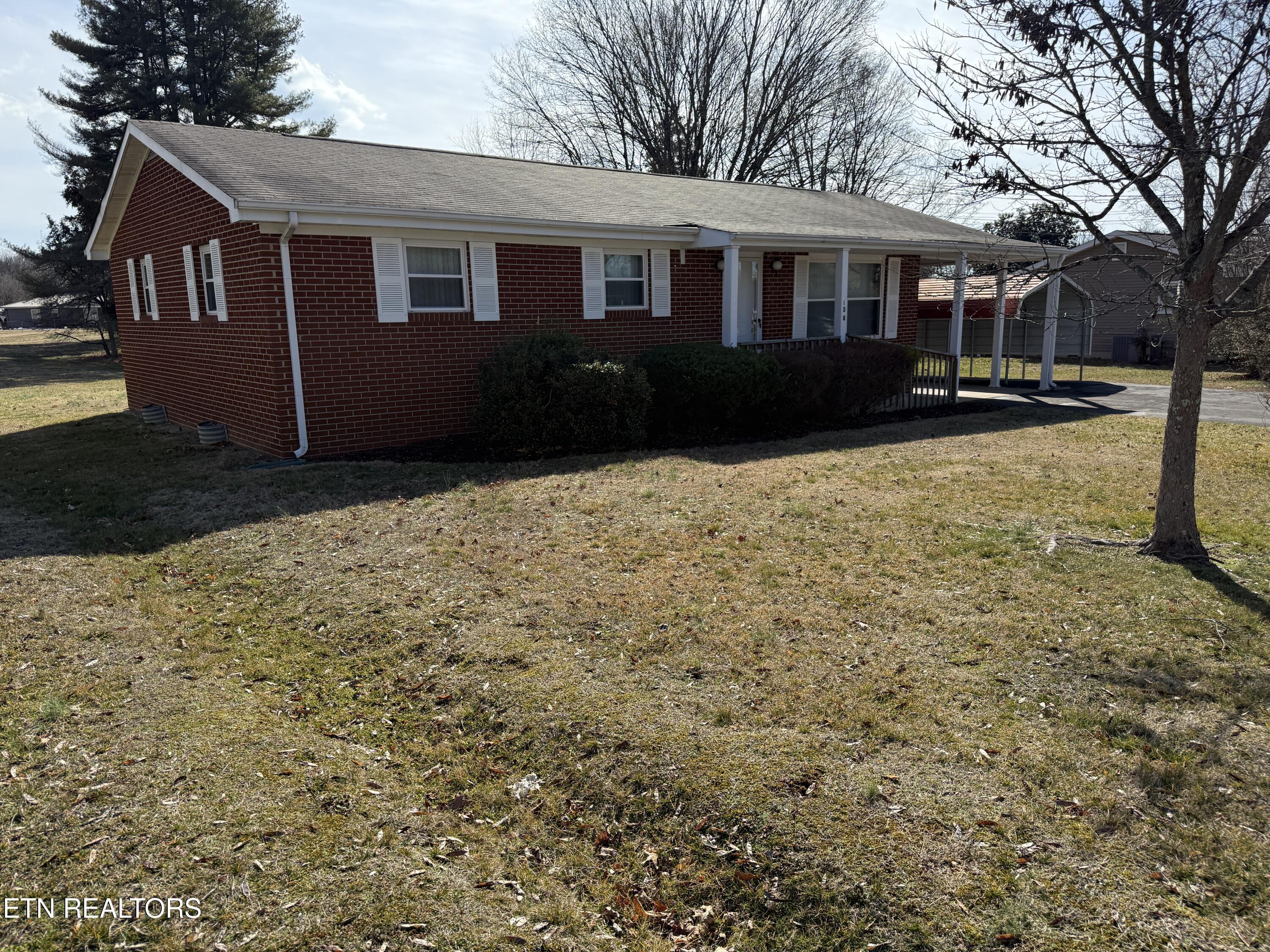 138 Gayle Avenue Lenoir City TN 37771