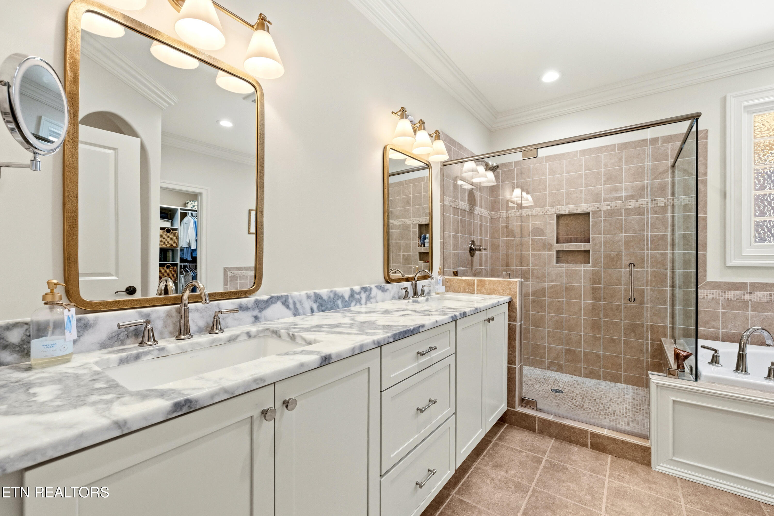 544 Colonial Ridge Lane Knoxville TN 37934
