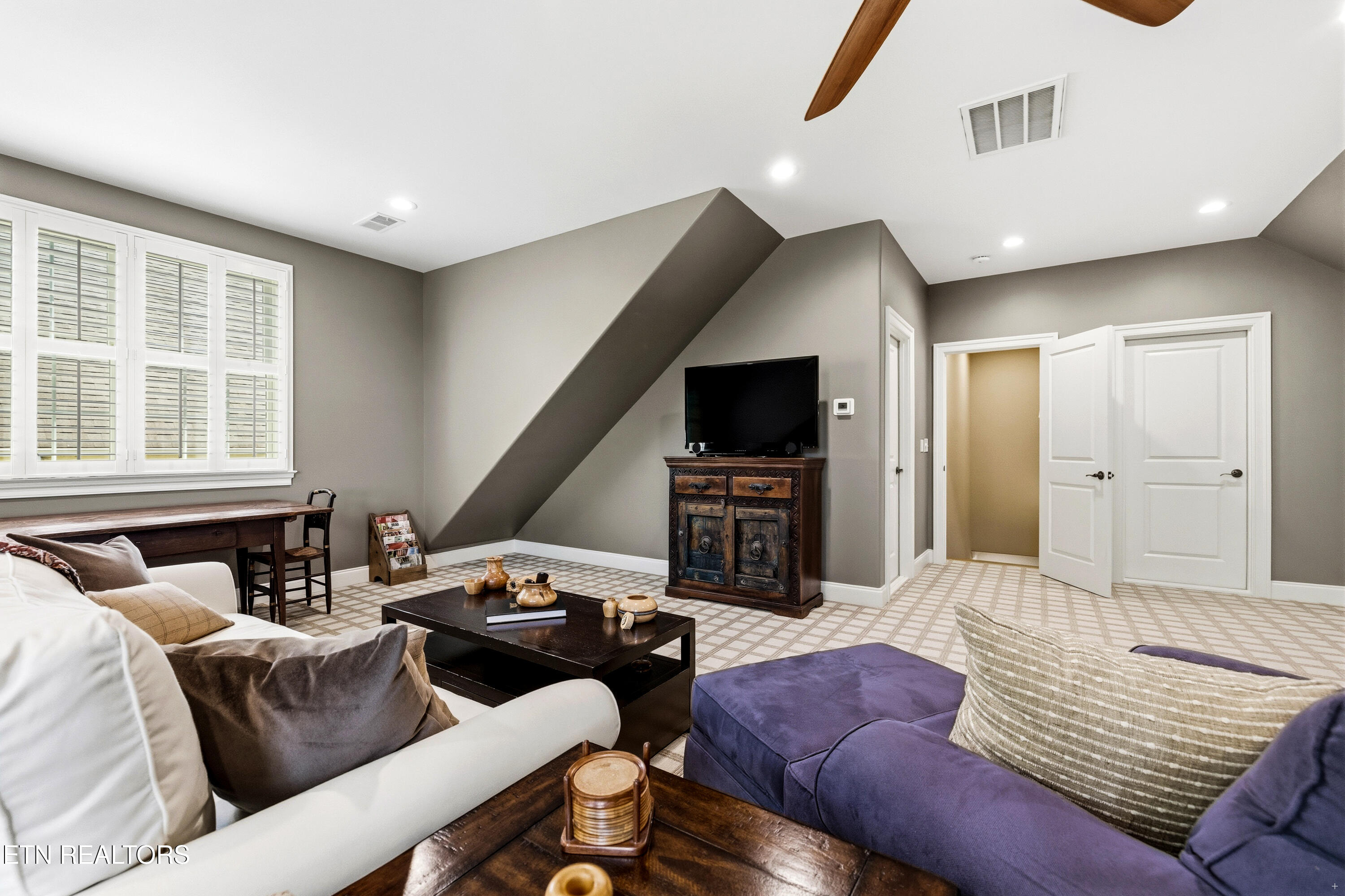 544 Colonial Ridge Lane Knoxville TN 37934