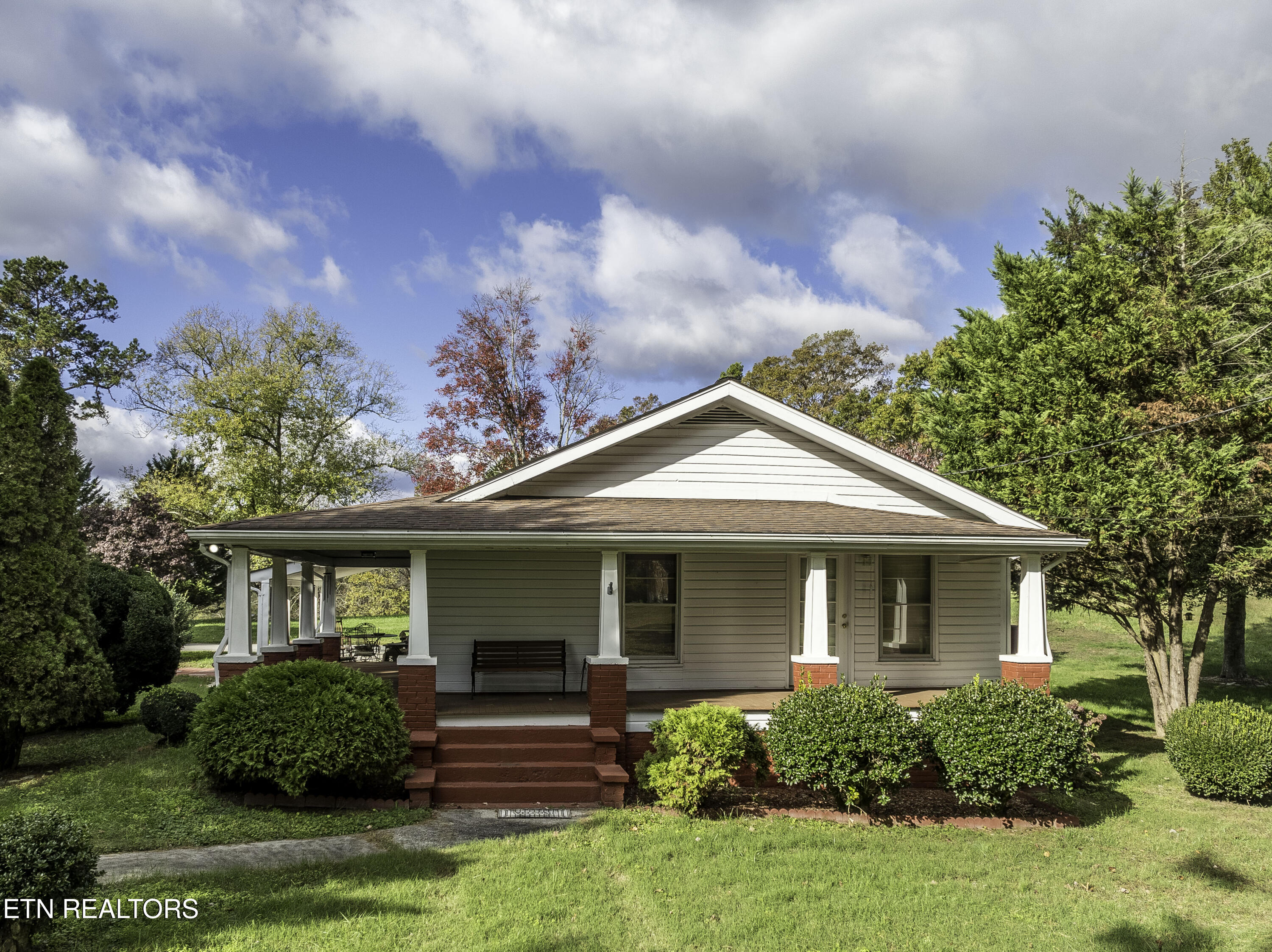 1438 W Hunt Road Maryville TN 37801