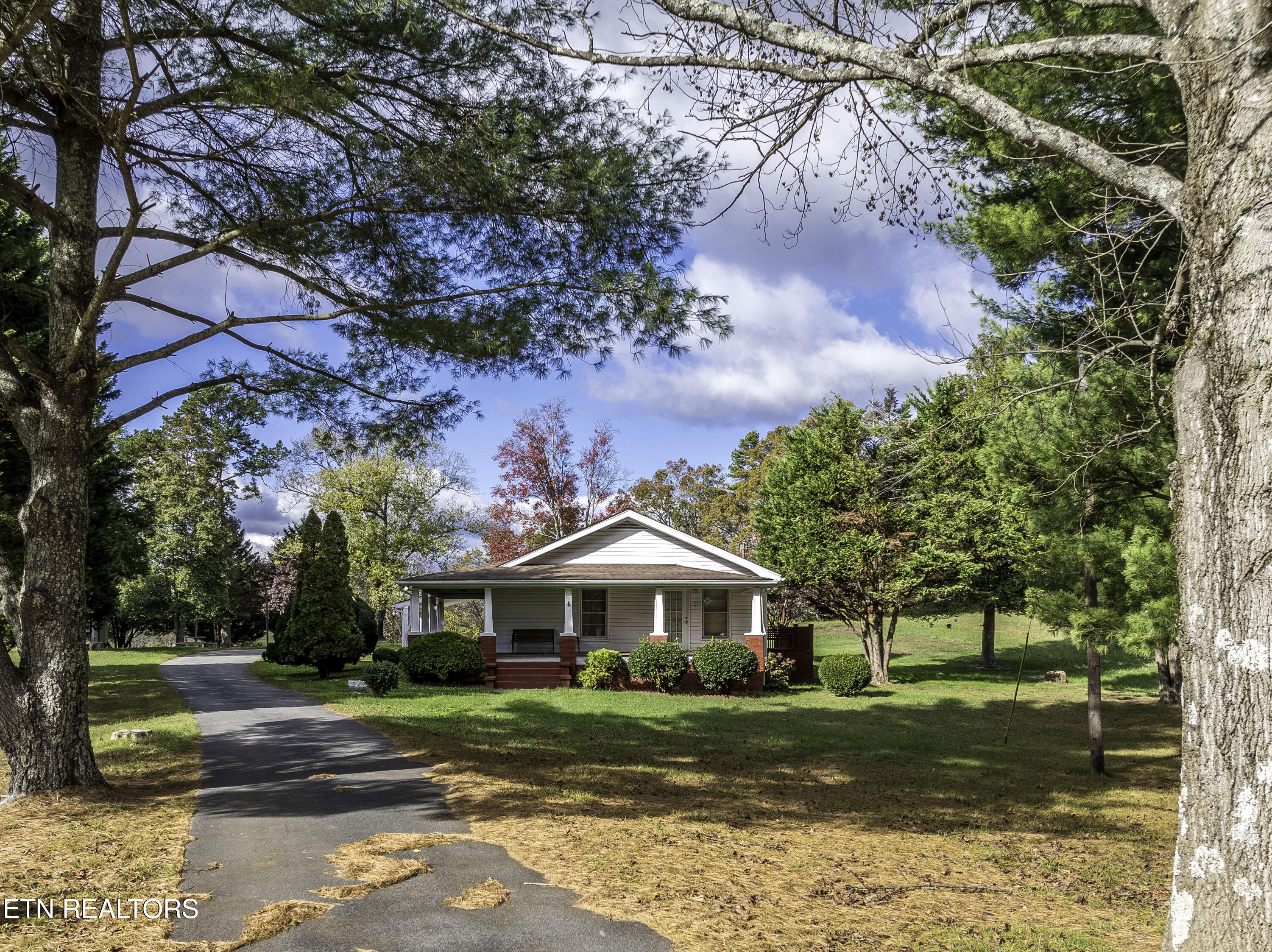 1438 W Hunt Road Maryville TN 37801