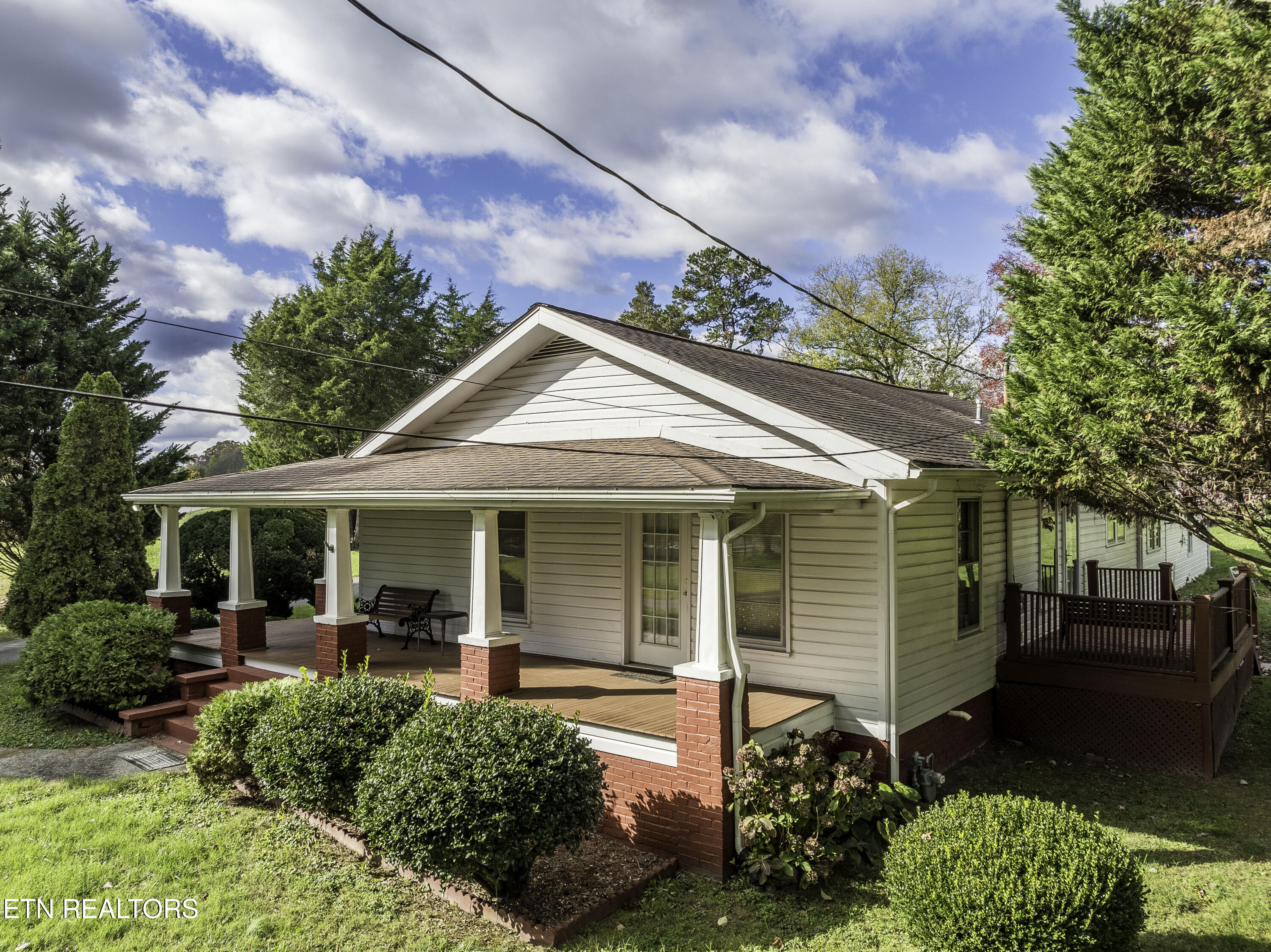 1438 W Hunt Road Maryville TN 37801