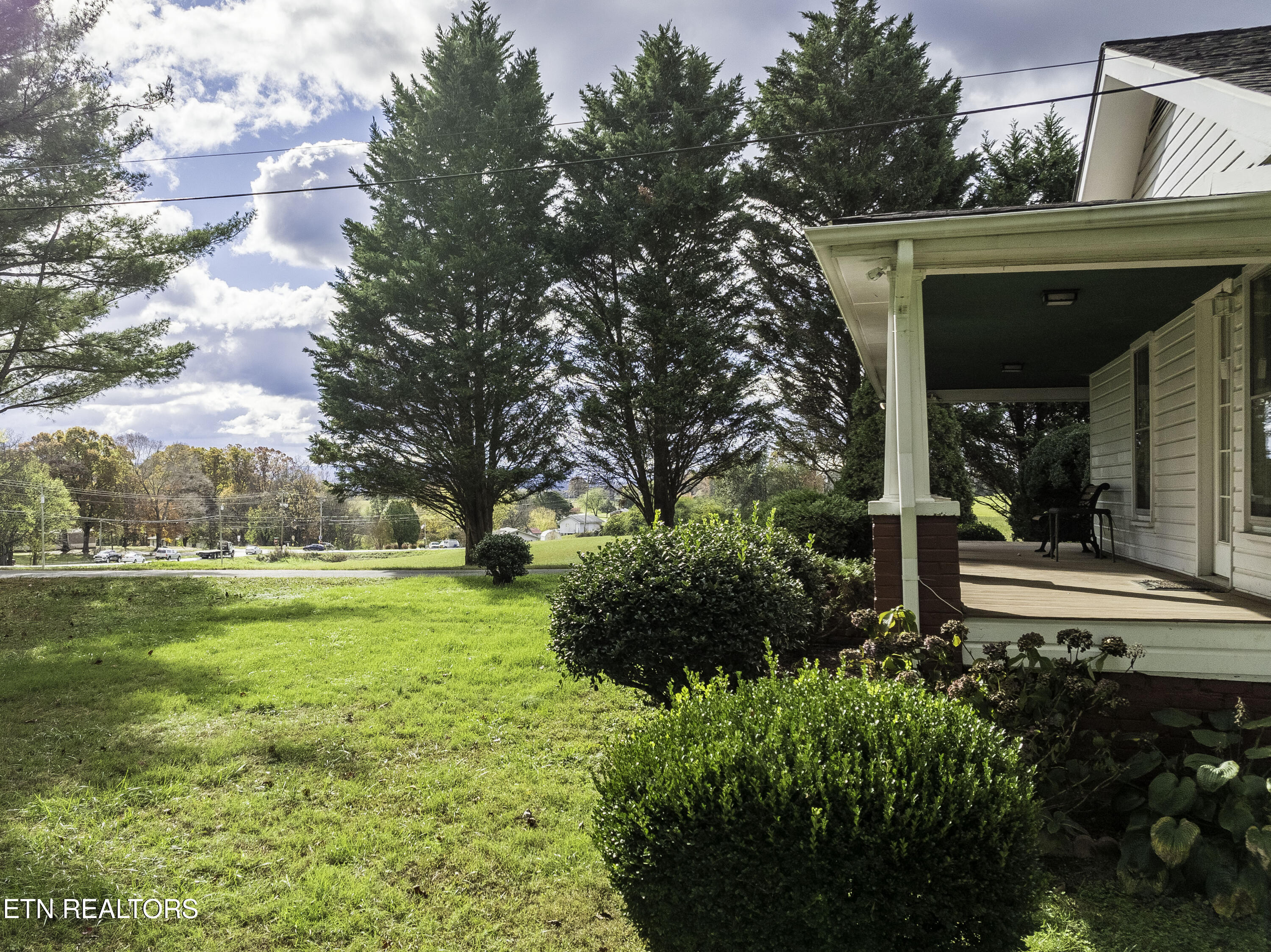 1438 W Hunt Road Maryville TN 37801