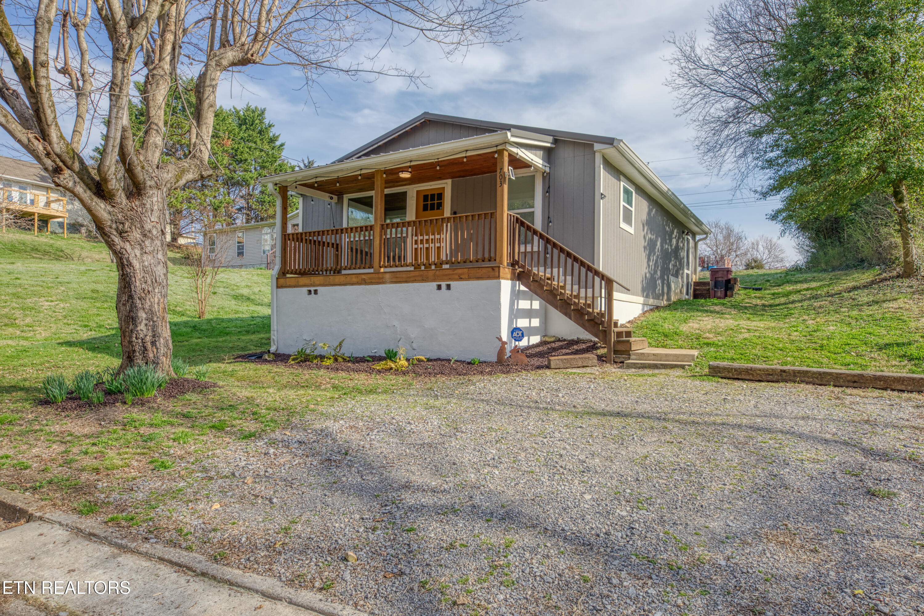 703 N D Street Lenoir City TN 37771