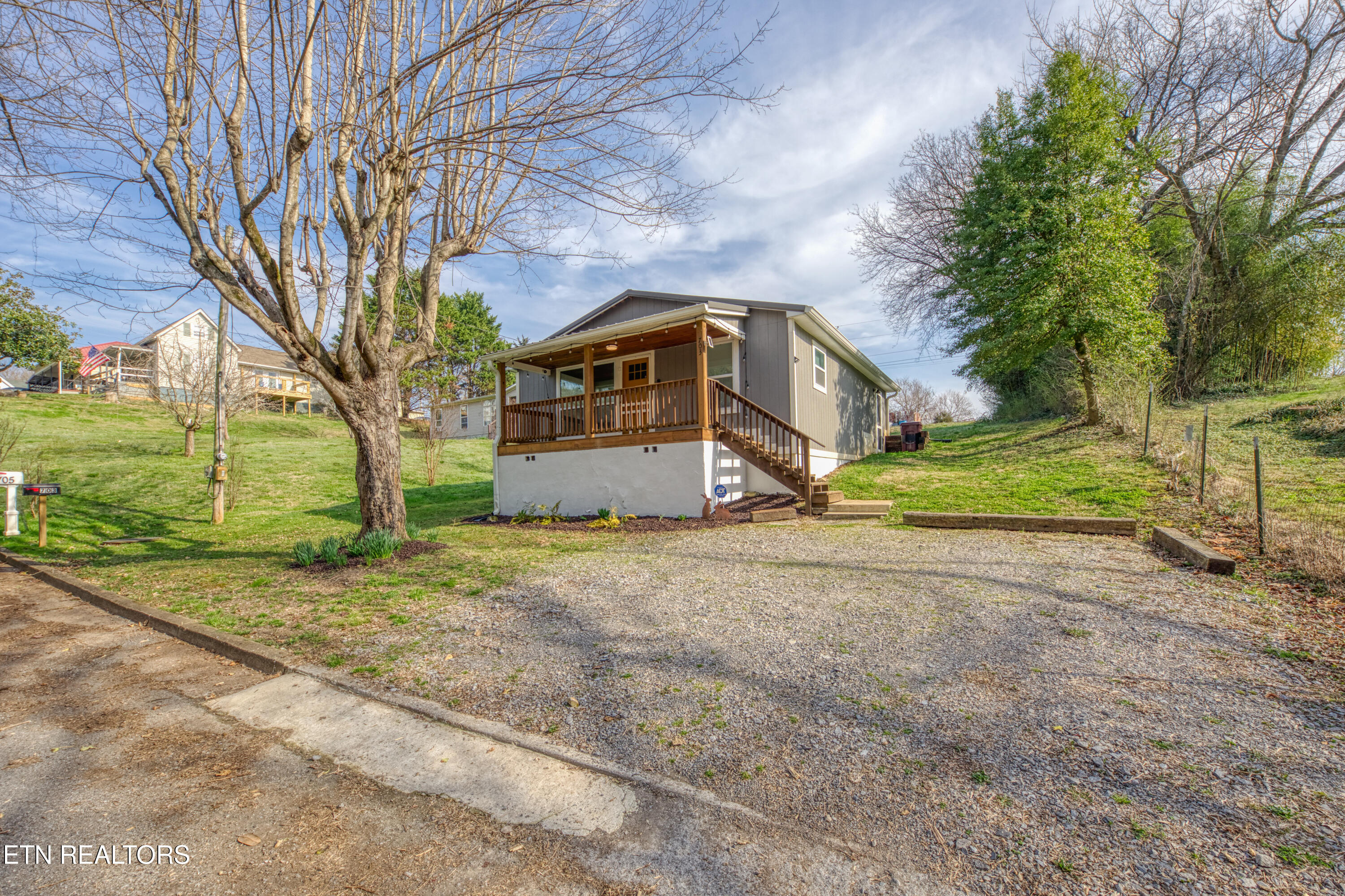 703 N D Street Lenoir City TN 37771