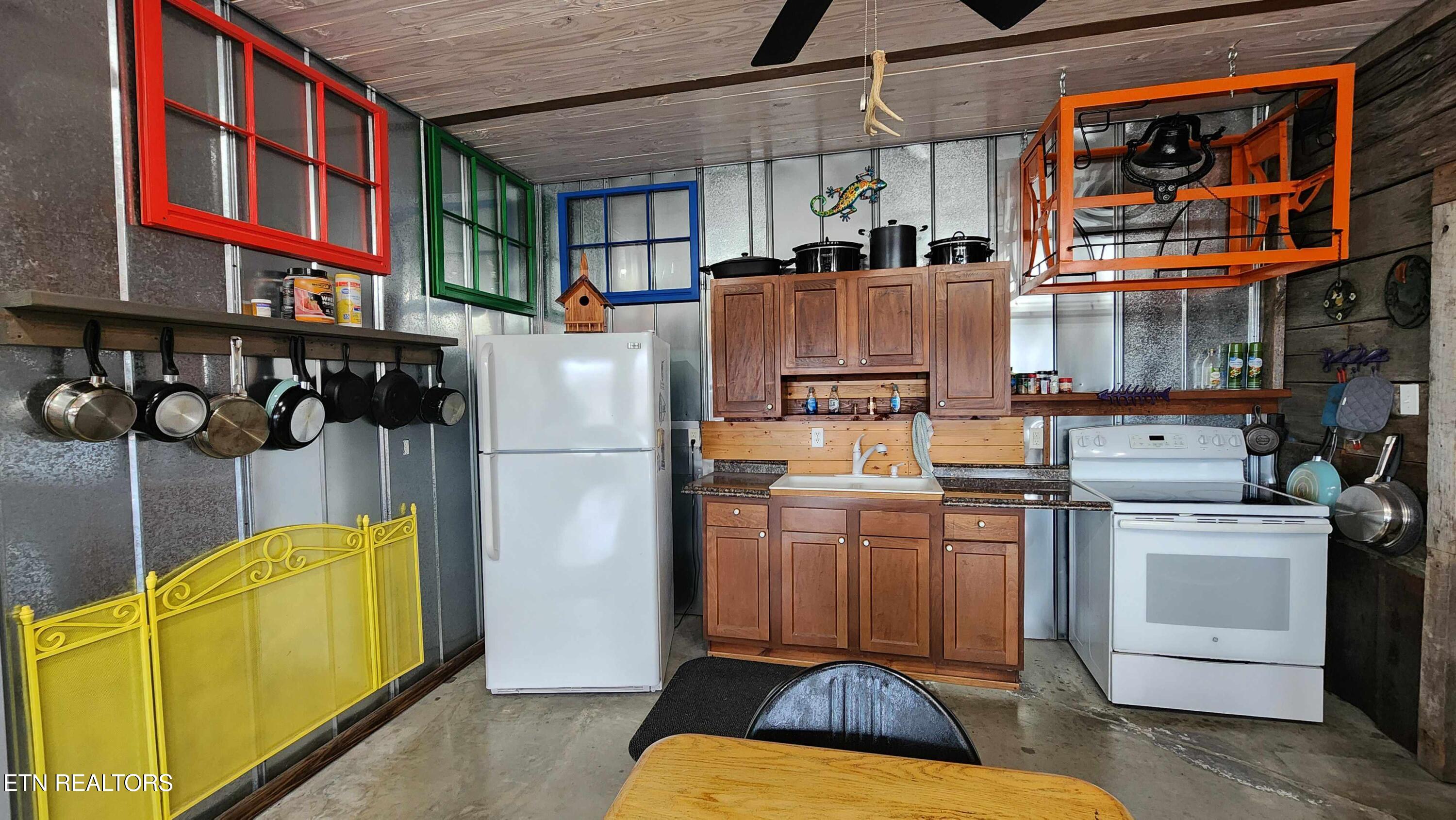276 Schelley Road Gainesboro TN 38562