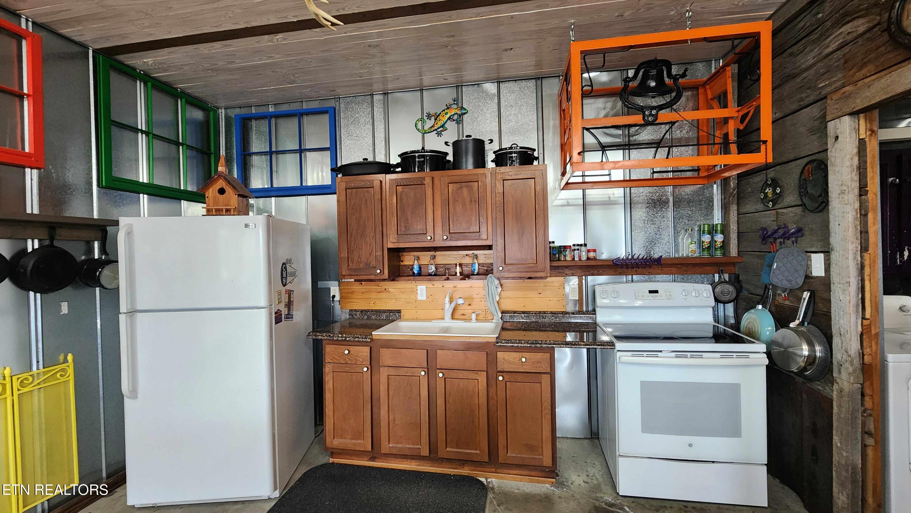 276 Schelley Road Gainesboro TN 38562