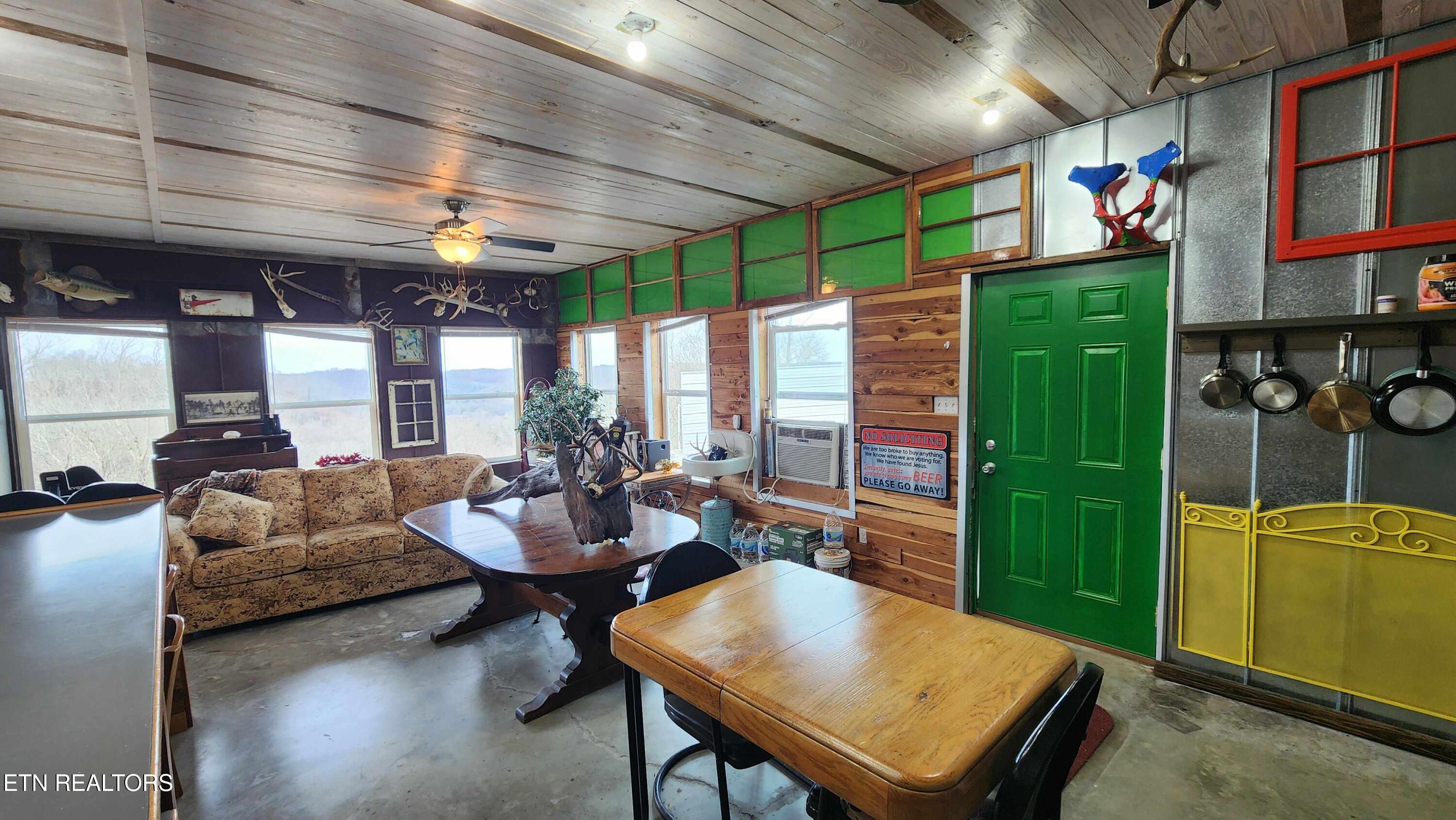 276 Schelley Road Gainesboro TN 38562