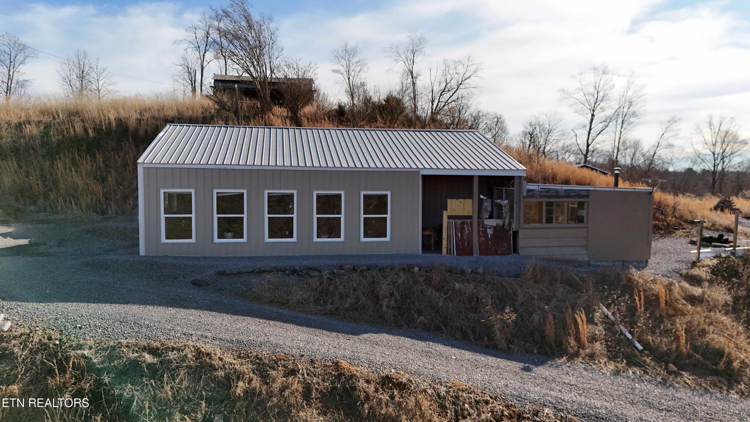 276 Schelley Road Gainesboro TN 38562