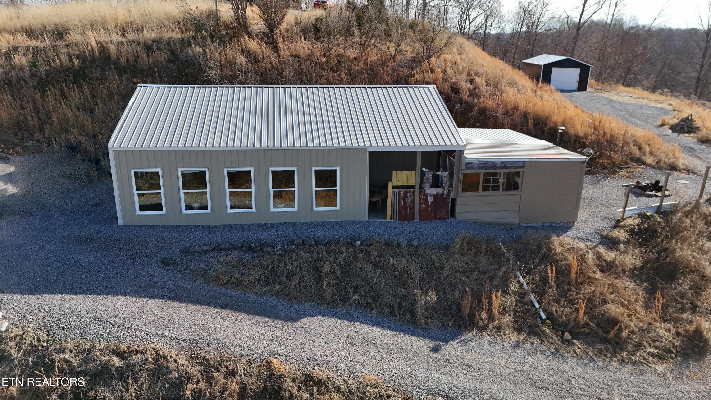 276 Schelley Road Gainesboro TN 38562