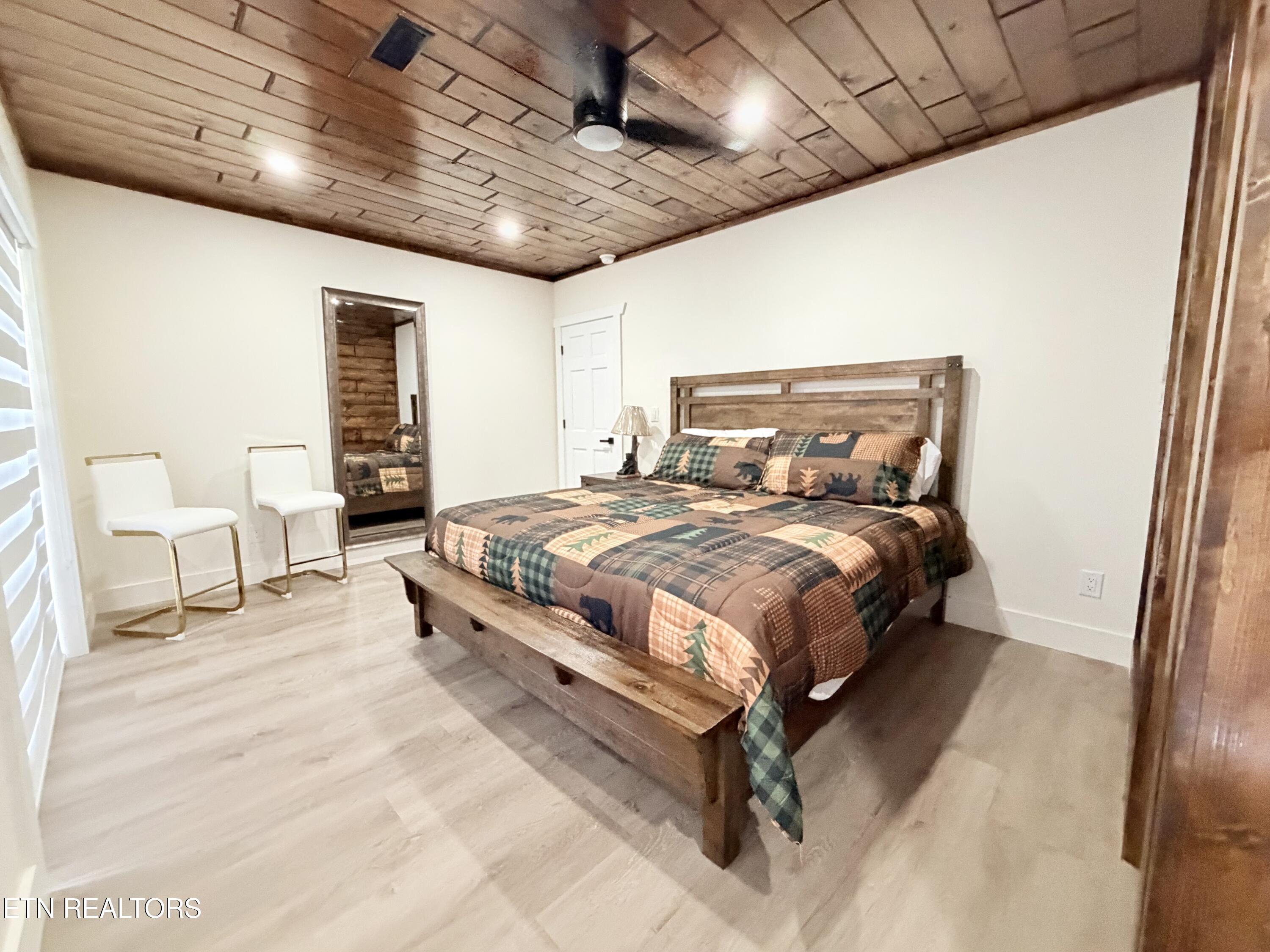 1924 Walker Trail Sevierville TN 37876
