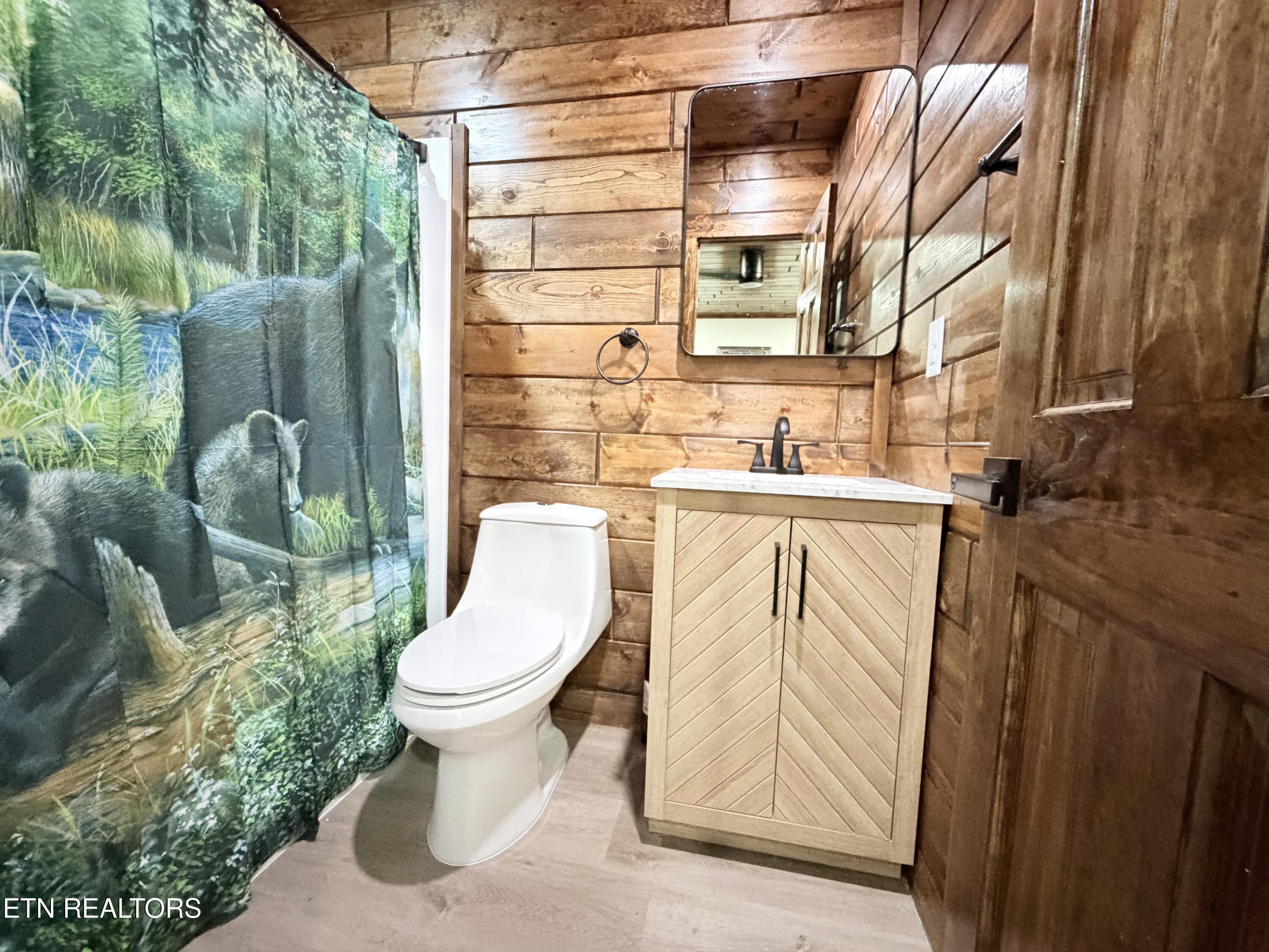 1924 Walker Trail Sevierville TN 37876