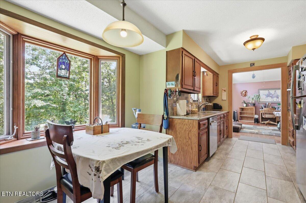 3433 Russellwood Drive Rockford TN 37853