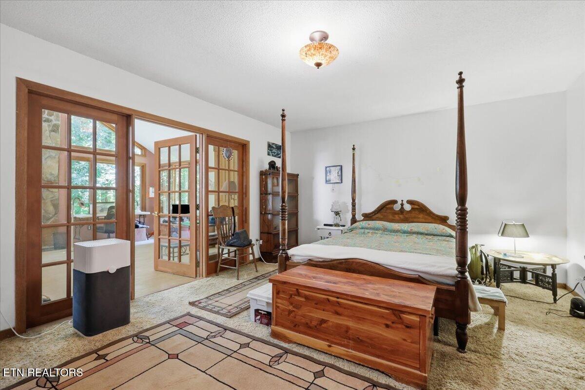 3433 Russellwood Drive Rockford TN 37853