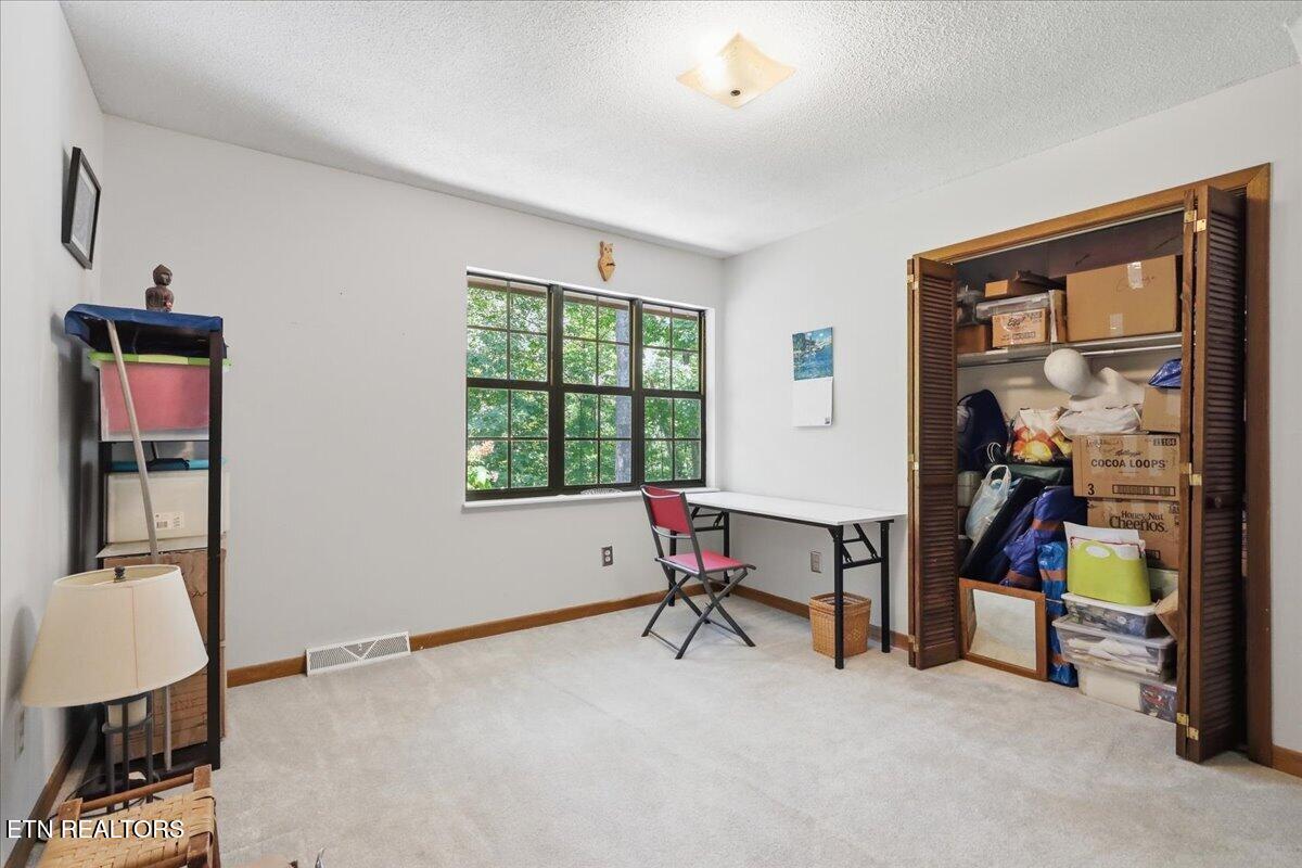 3433 Russellwood Drive Rockford TN 37853