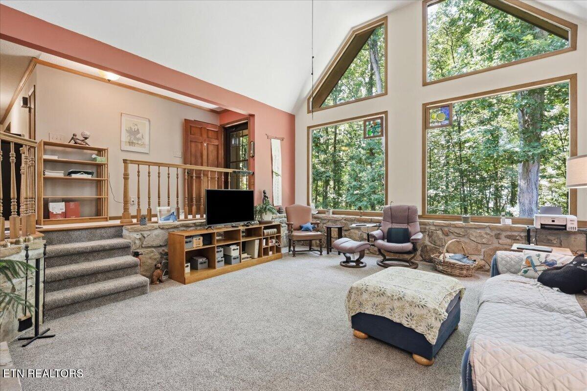 3433 Russellwood Drive Rockford TN 37853