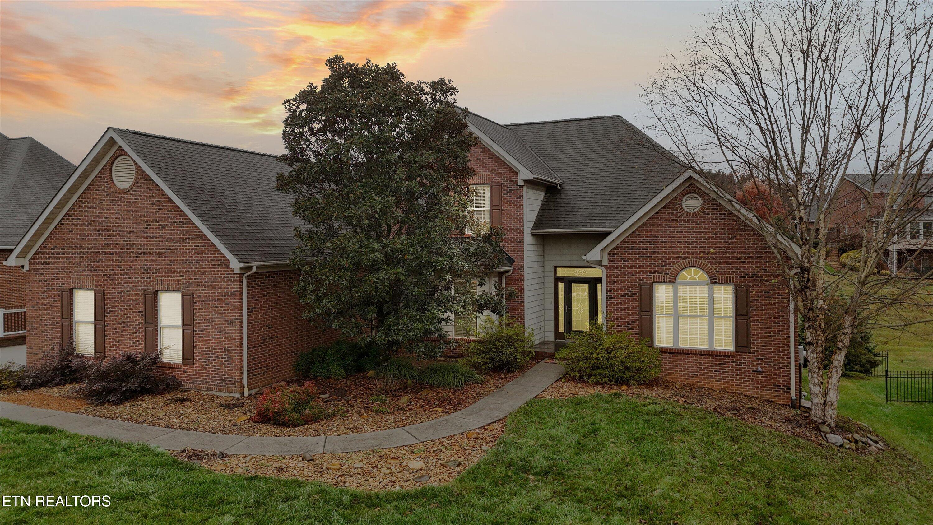 1725 Burnside Drive Maryville TN 37801