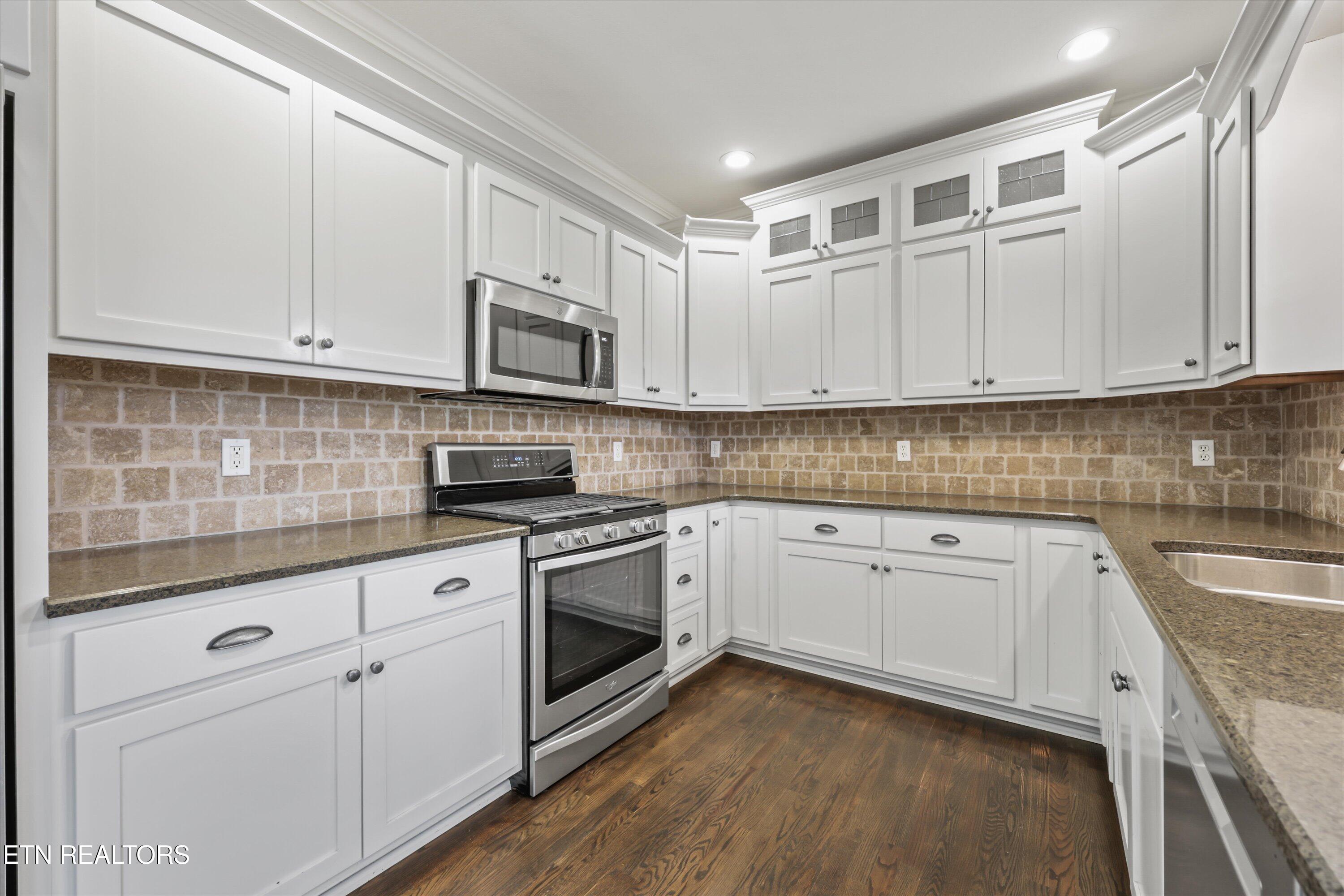 1725 Burnside Drive Maryville TN 37801