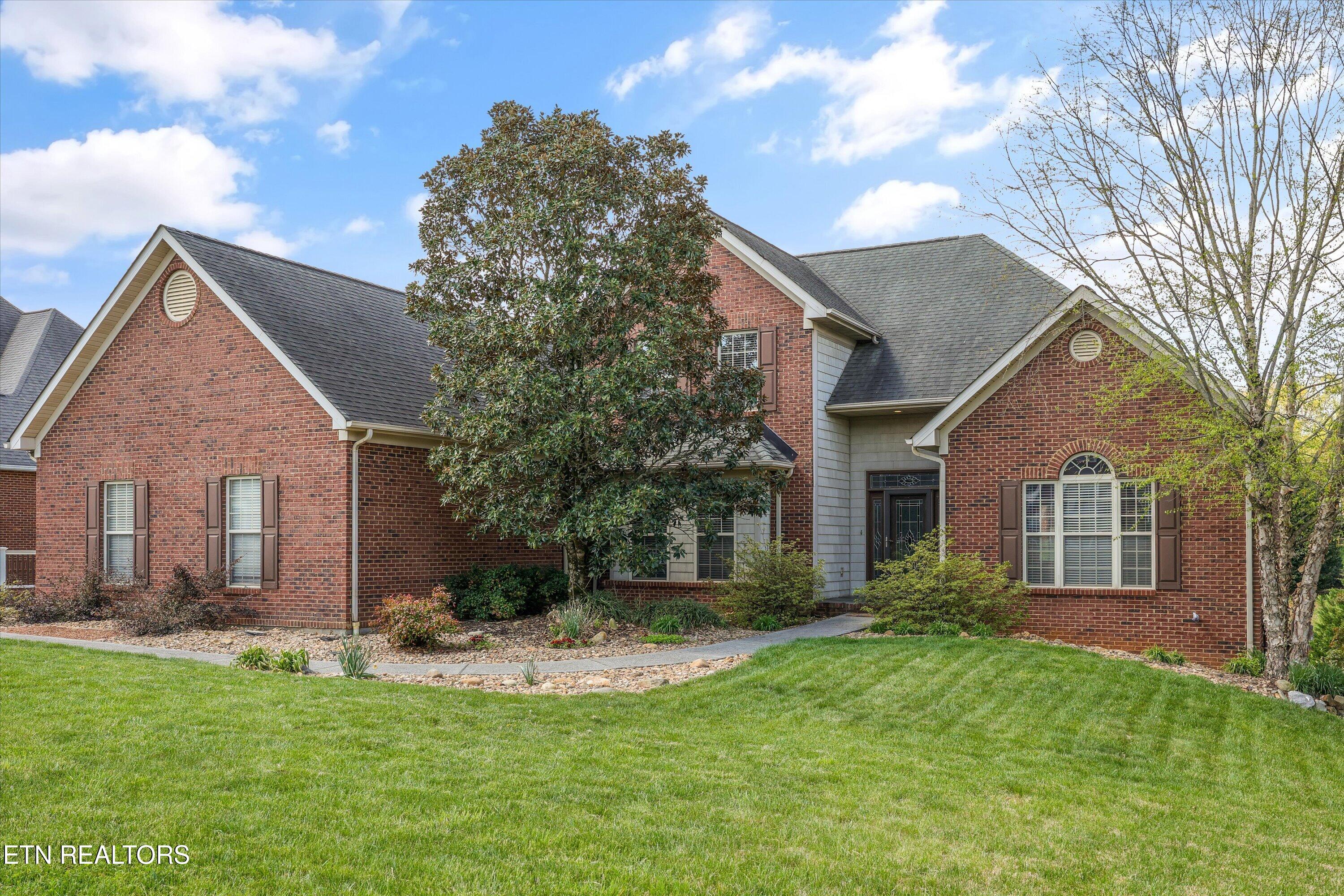1725 Burnside Drive Maryville TN 37801