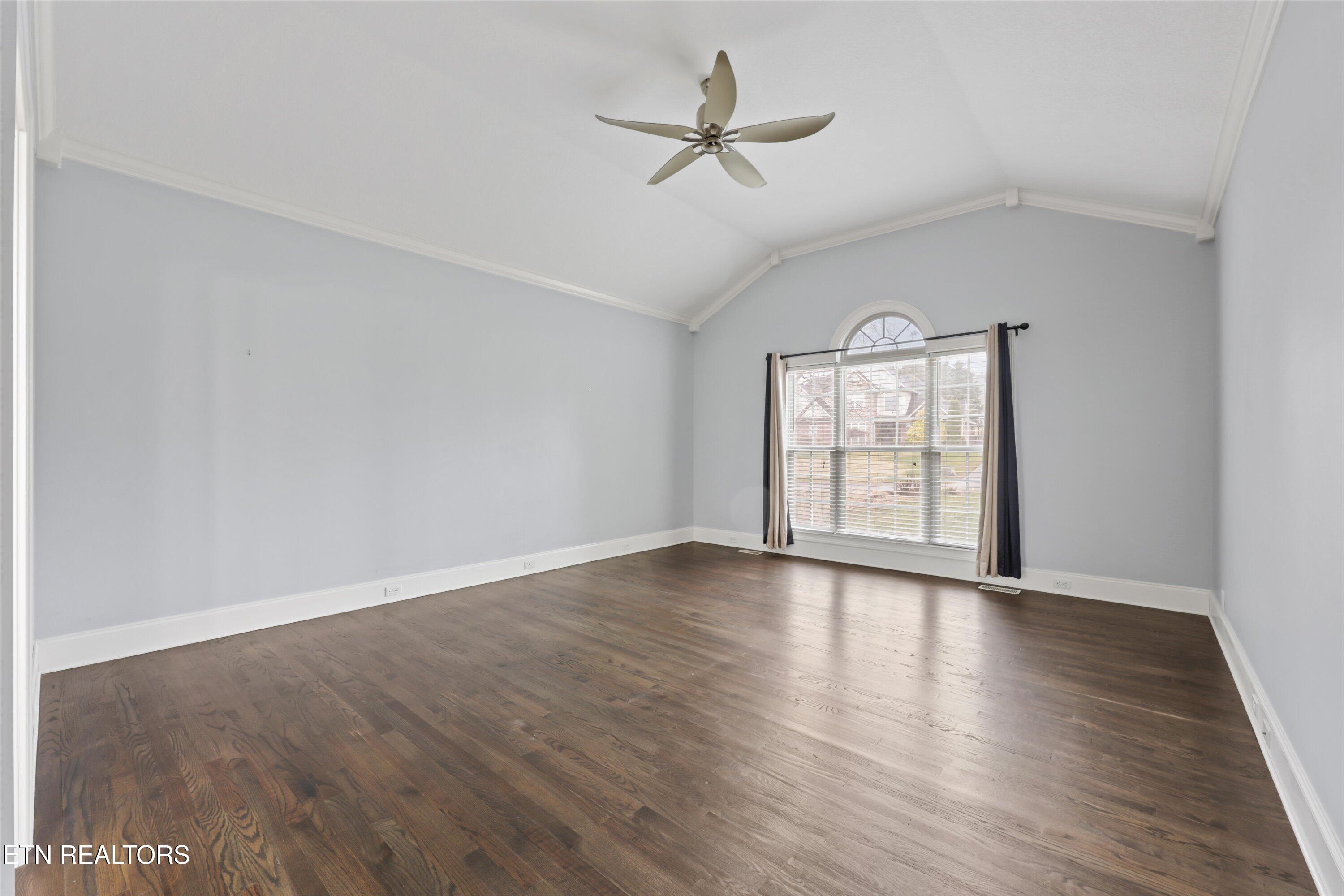 1725 Burnside Drive Maryville TN 37801